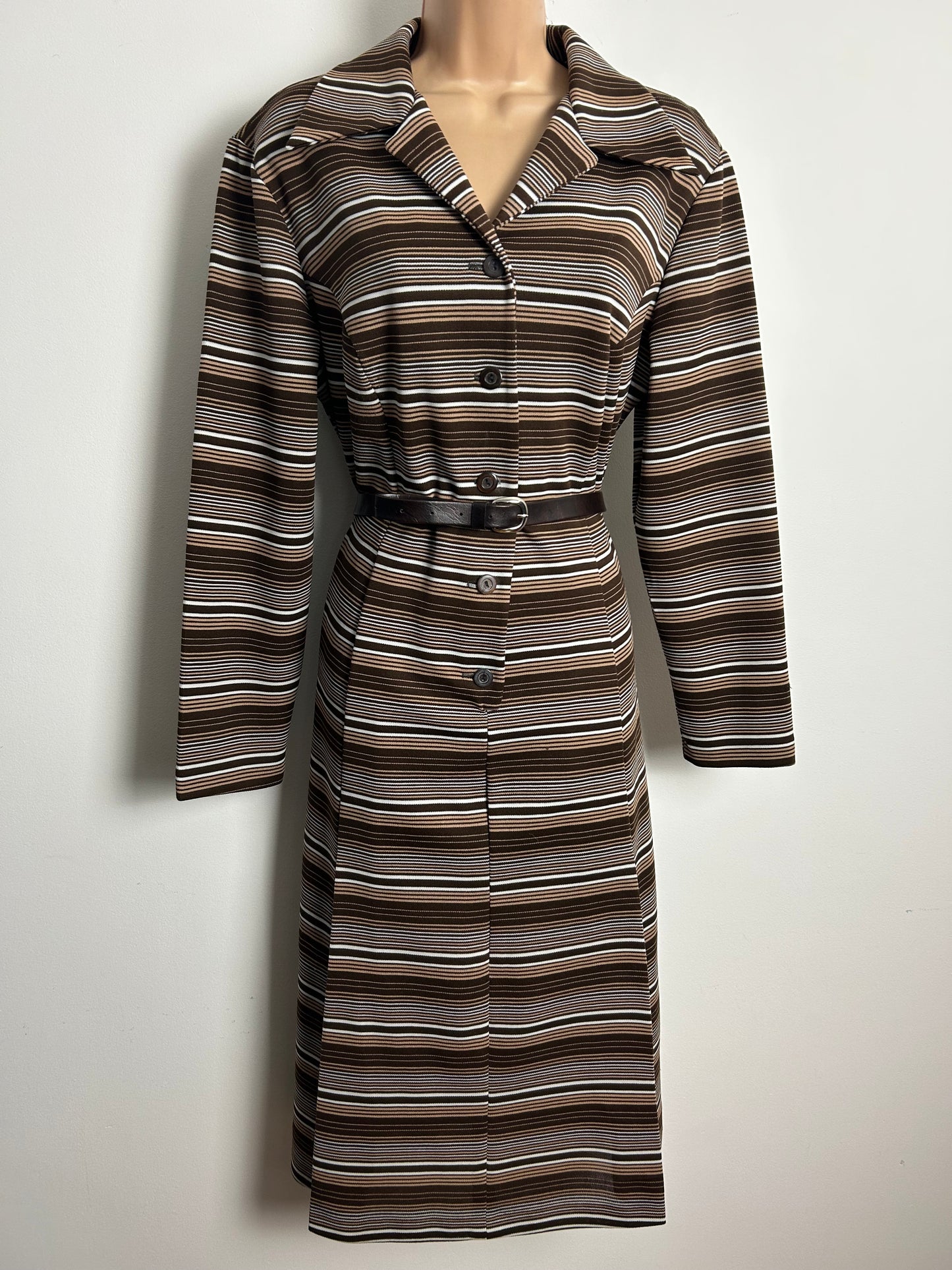 Vintage 1970s C&A Size 16-18 Brown Beige & White Stripe Print Long Sleeve Belted Mod Day Dress