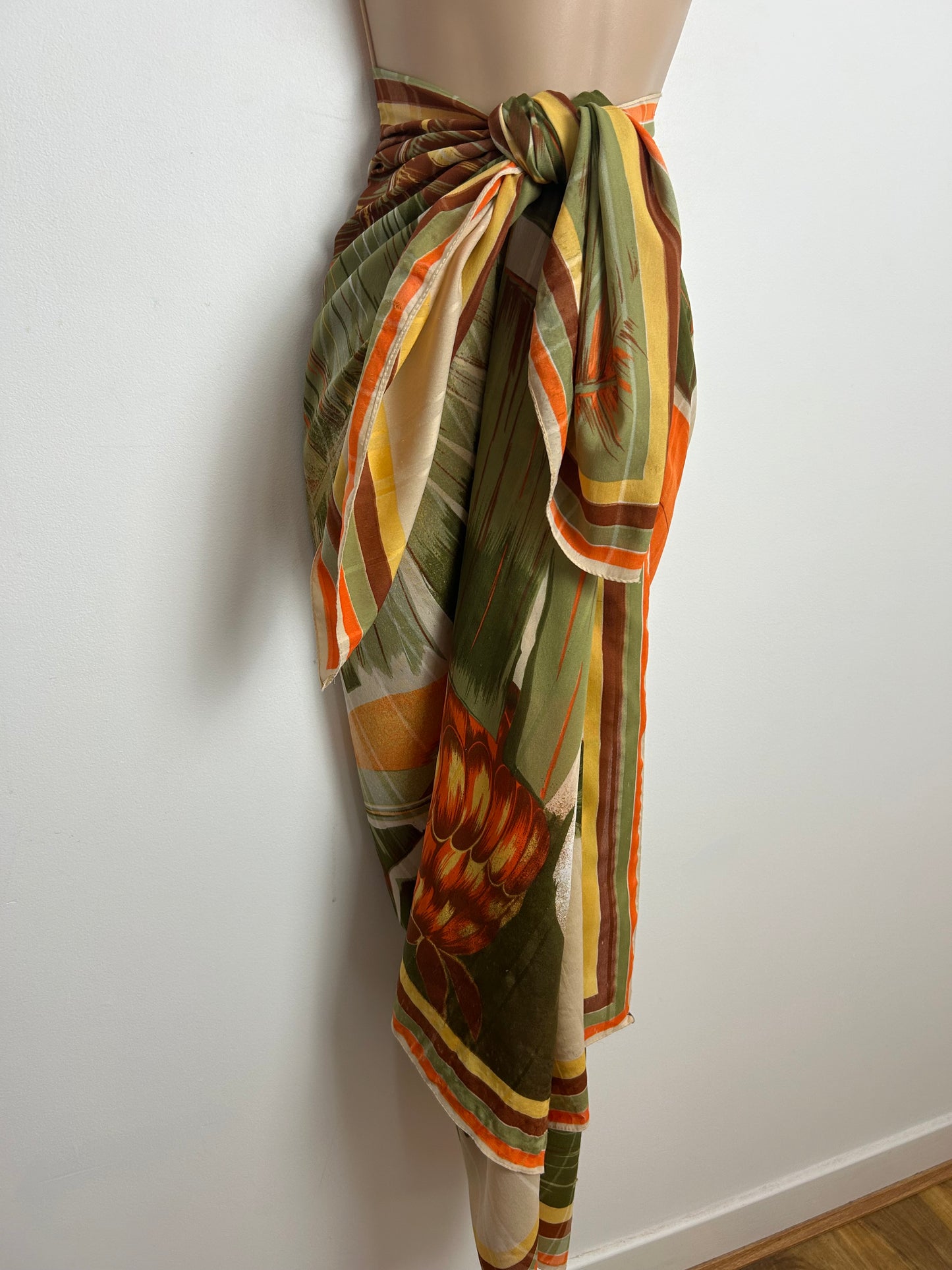 Vintage FRANCO LAURENTI Very large Green Orange & Cream Toucan Bird & Leaf Print Shawl/Scarf/Sarong