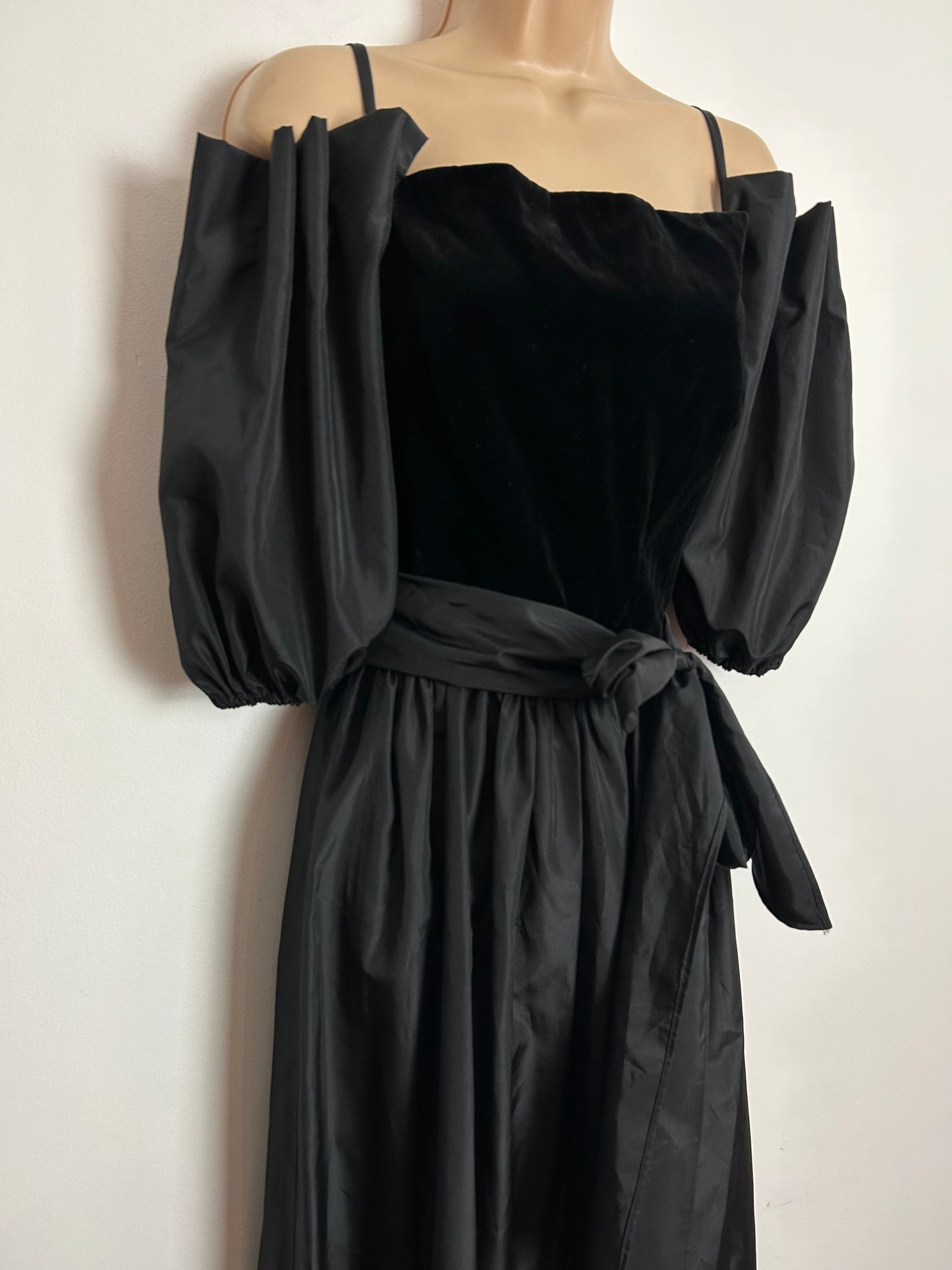 Vintage Early 1980s CHARADE UK Size 8 Black Velvet & Acetate Pleated Cold Shoulder Puffed Sleeve Belted Occasion Evening Maxi Dress