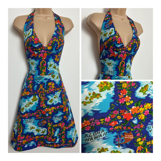 Vintage Late 1960s Size 8 Blue Orange & Pink Hawaiian Islands Print Halter Neck Mini Sundress
