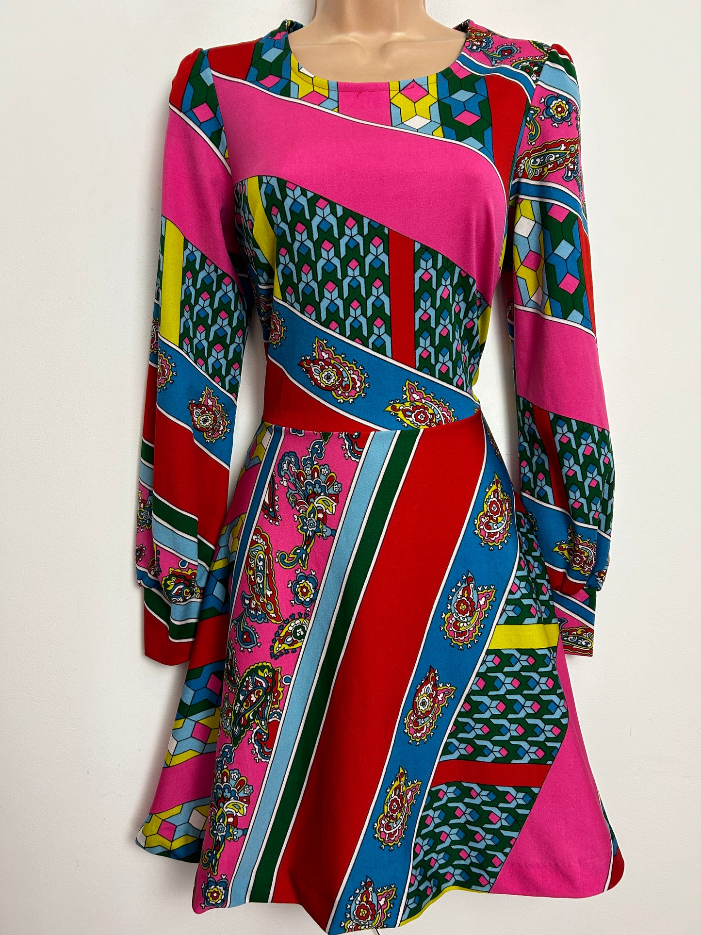 Vintage 1970s RARE ITALIAN CONFEZIONI DI LUSSO UK Size 10 AMAZING Pink Blue Yellow & Green Abstract Print Dress