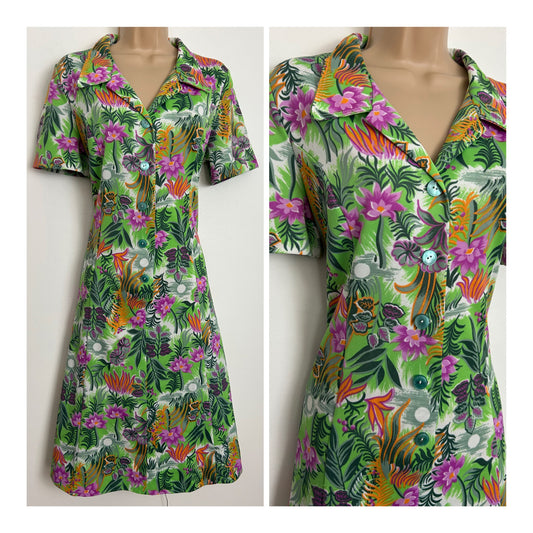 Vintage 1970s PENNEYS Size 12-14 Green Orange & Pink Floral Print Short Sleeve Mod Shift Dress