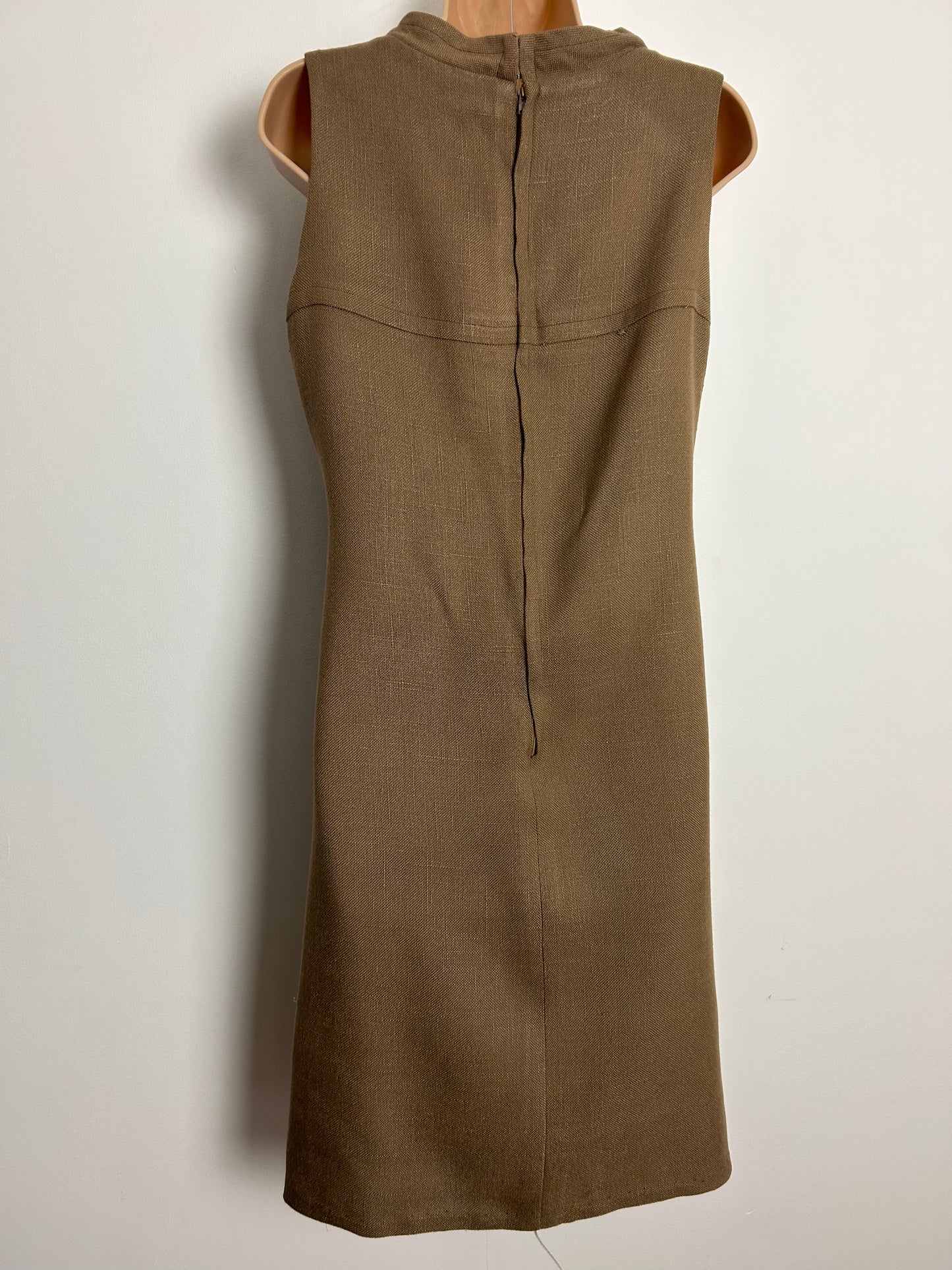 Vintage Early 1970s UK Size 10-12 ST MICHAEL Camel Brown Sleeveless Rayon Mock Pockets Shift Dress