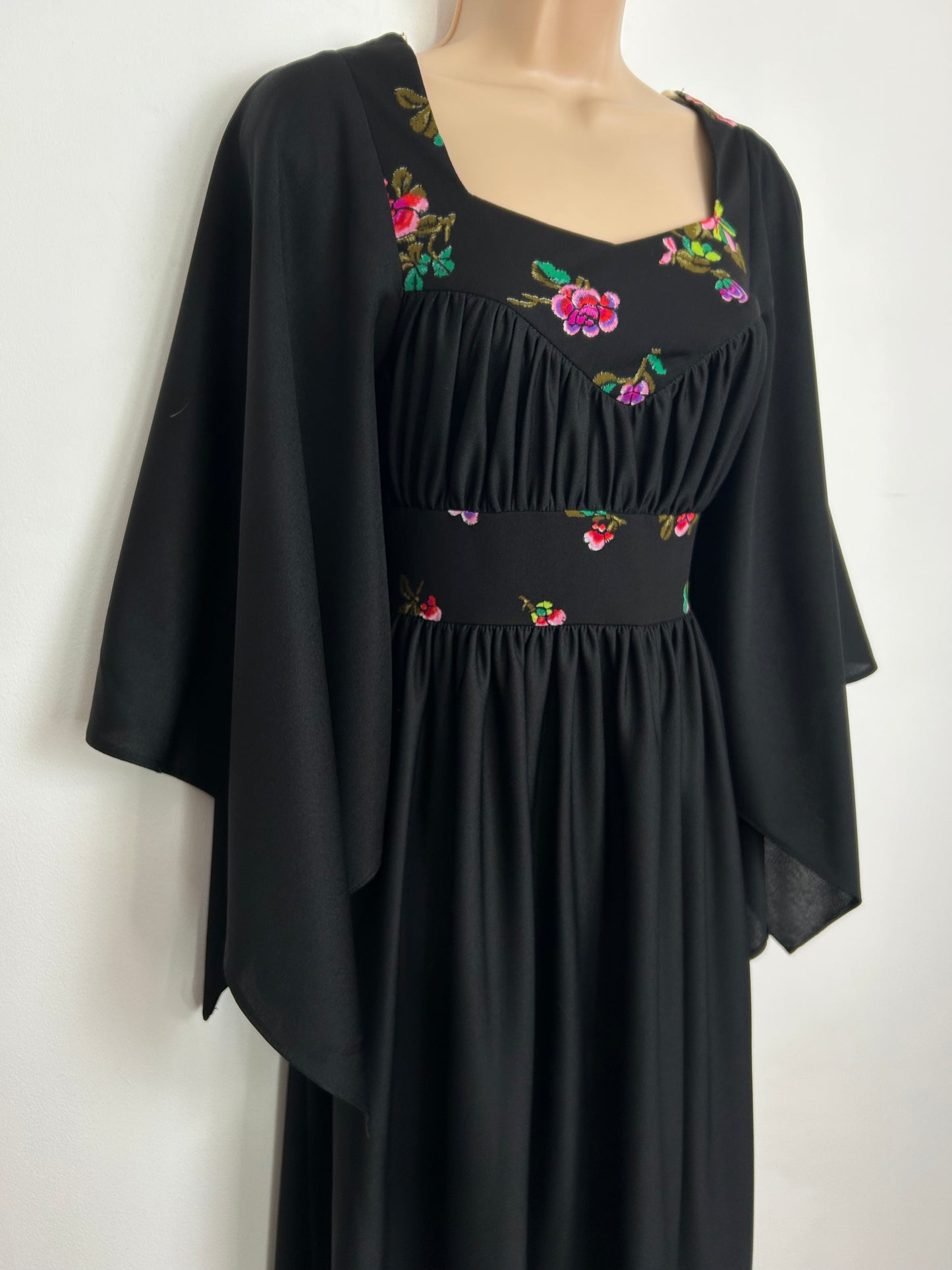 Vintage 1970s Size 8 Black Pink & Green Floral Print Wide Flared Square Sleeve Ruched Bodice Maxi Dress