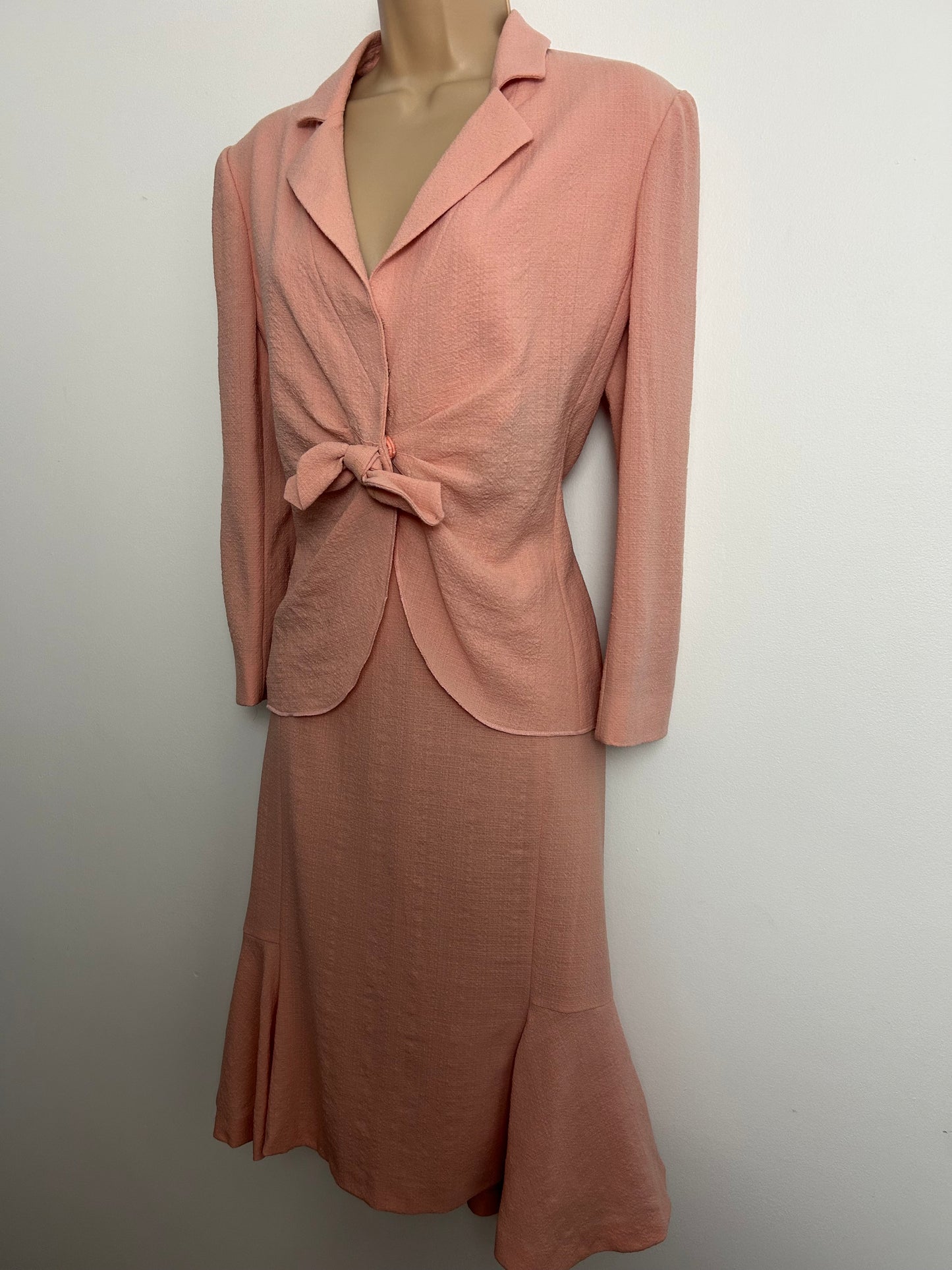 Vintage 1990s MOSCHINO CHEAP & CHIC Size 12 Pale Pink Virgin Wool 40s Style Skirt Suit