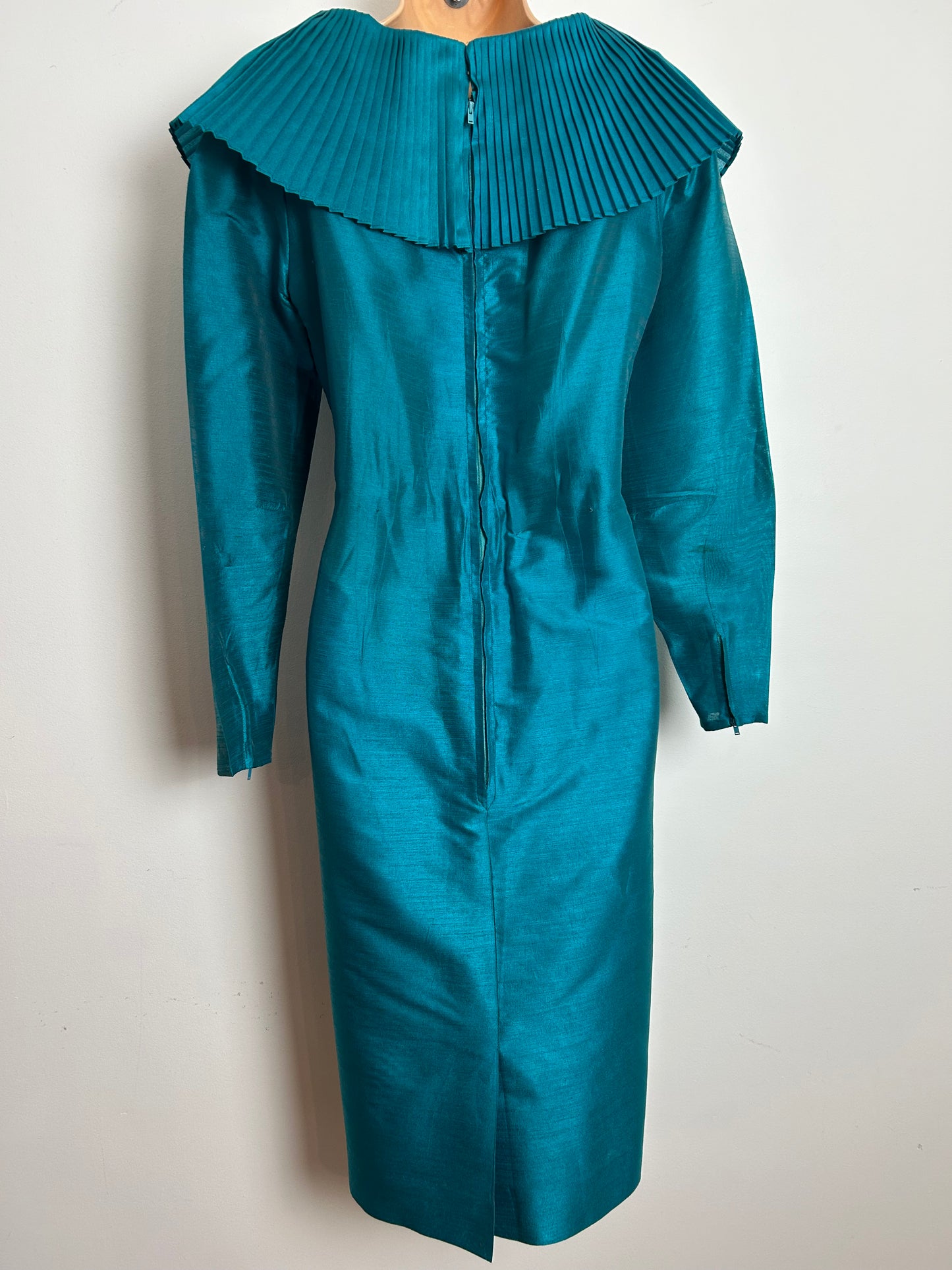 Vintage 1960s MARCUSA BY MARCUS Size 10 Dark Turquoise Pleated Collar Occasion Party Dress