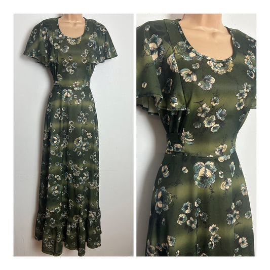 Vintage 1970s Size 8 Green Floral Print Flutter Sleeve Tie Back Boho Maxi Dress