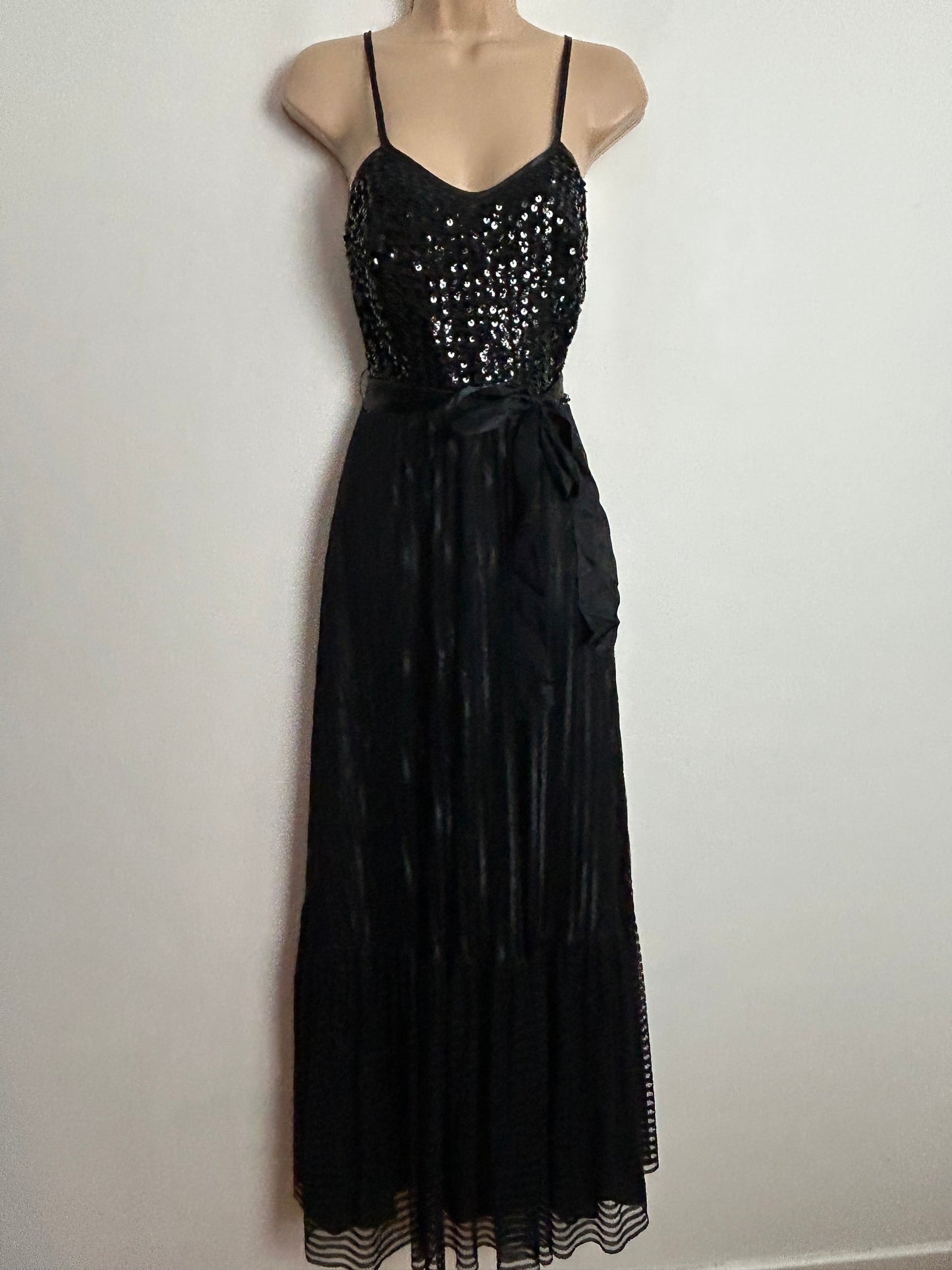 Vintage 1970s VERA MONT UK Size 6 Black Mesh & Sequin Detail Strappy Belted Evening Maxi Dress