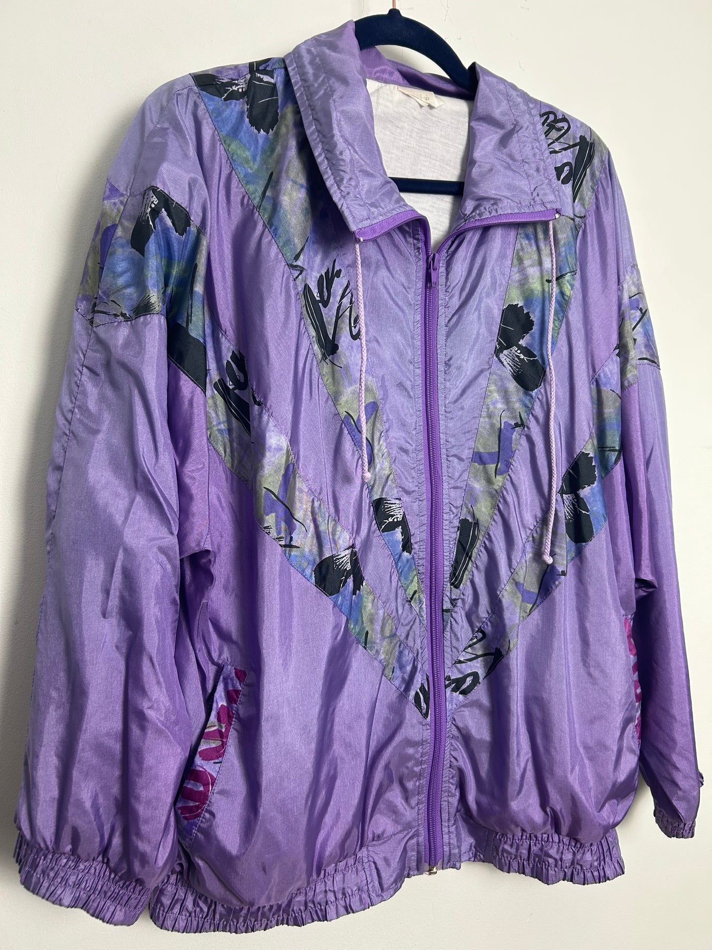 Vintage 1980s Up To Size 16 Lilac Patterned Shell Suit Jacket/Windbreaker