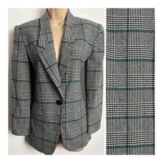 Vintage 1980s REQUIREMENTS Size 12 Black Grey & White Check Print Blazer With Velvet Collar