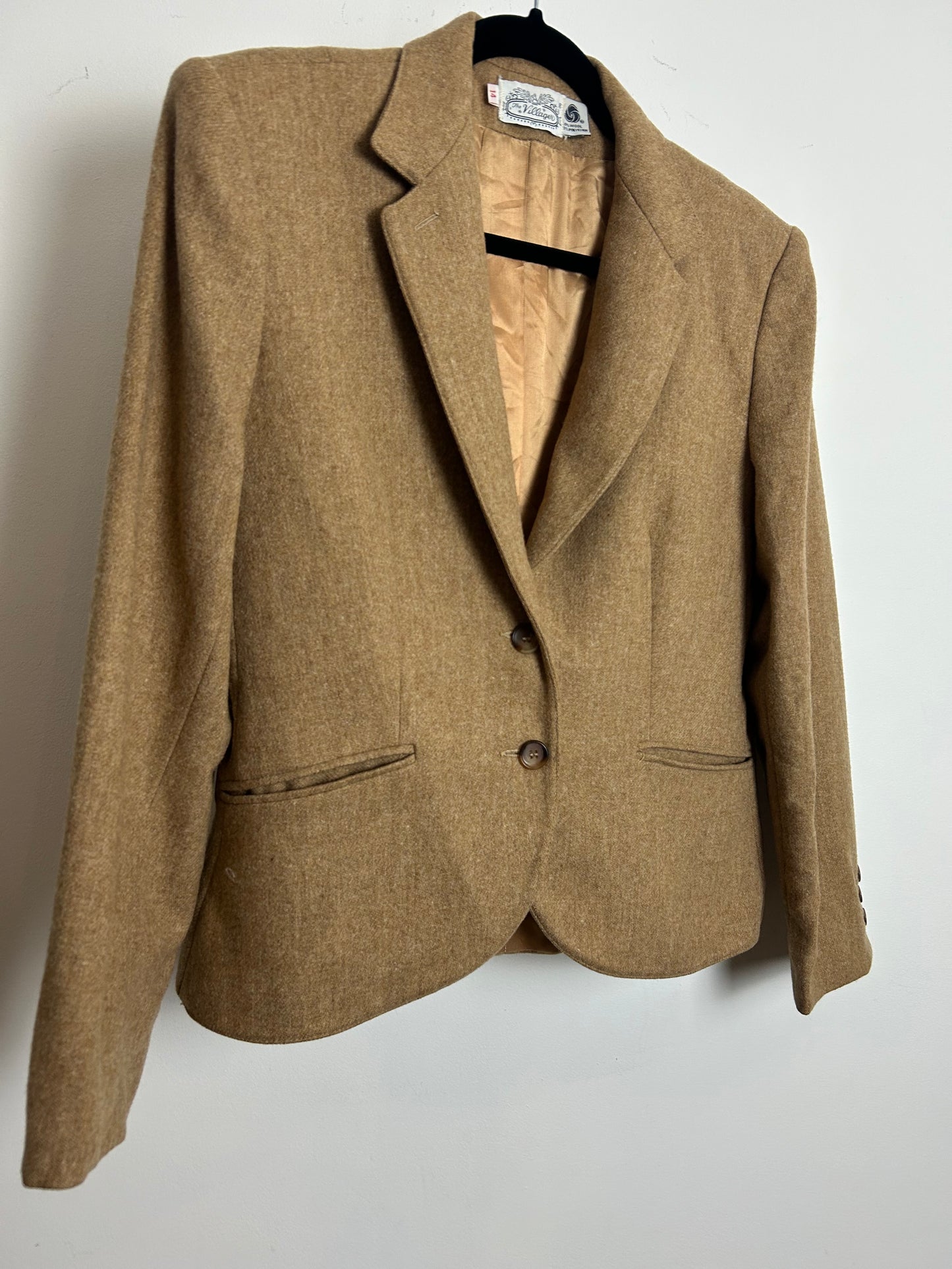 Vintage 1970s THE VILLAGER Size 12 Camel 100% Wool Blazer