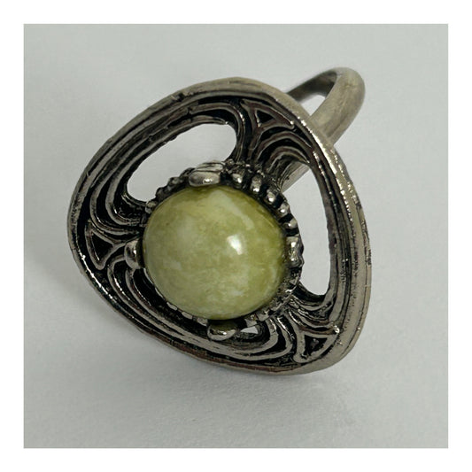Vintage Silver Tone Base Metal & Green Stone Set Scottish Celtic Style Adjustable Ring Size Q