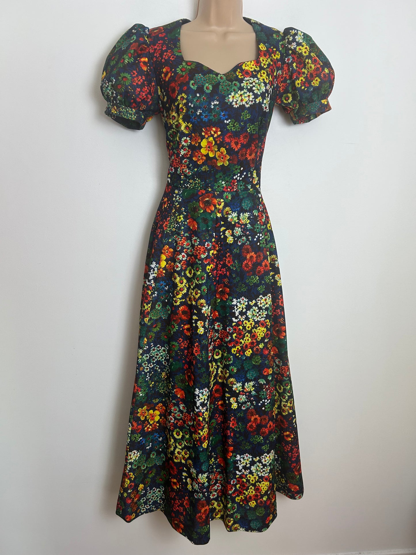Vintage 1970s Size 8-10 Navy Blue Red Yellow & Green Floral Print Short Sleeve Boho Maxi Dress