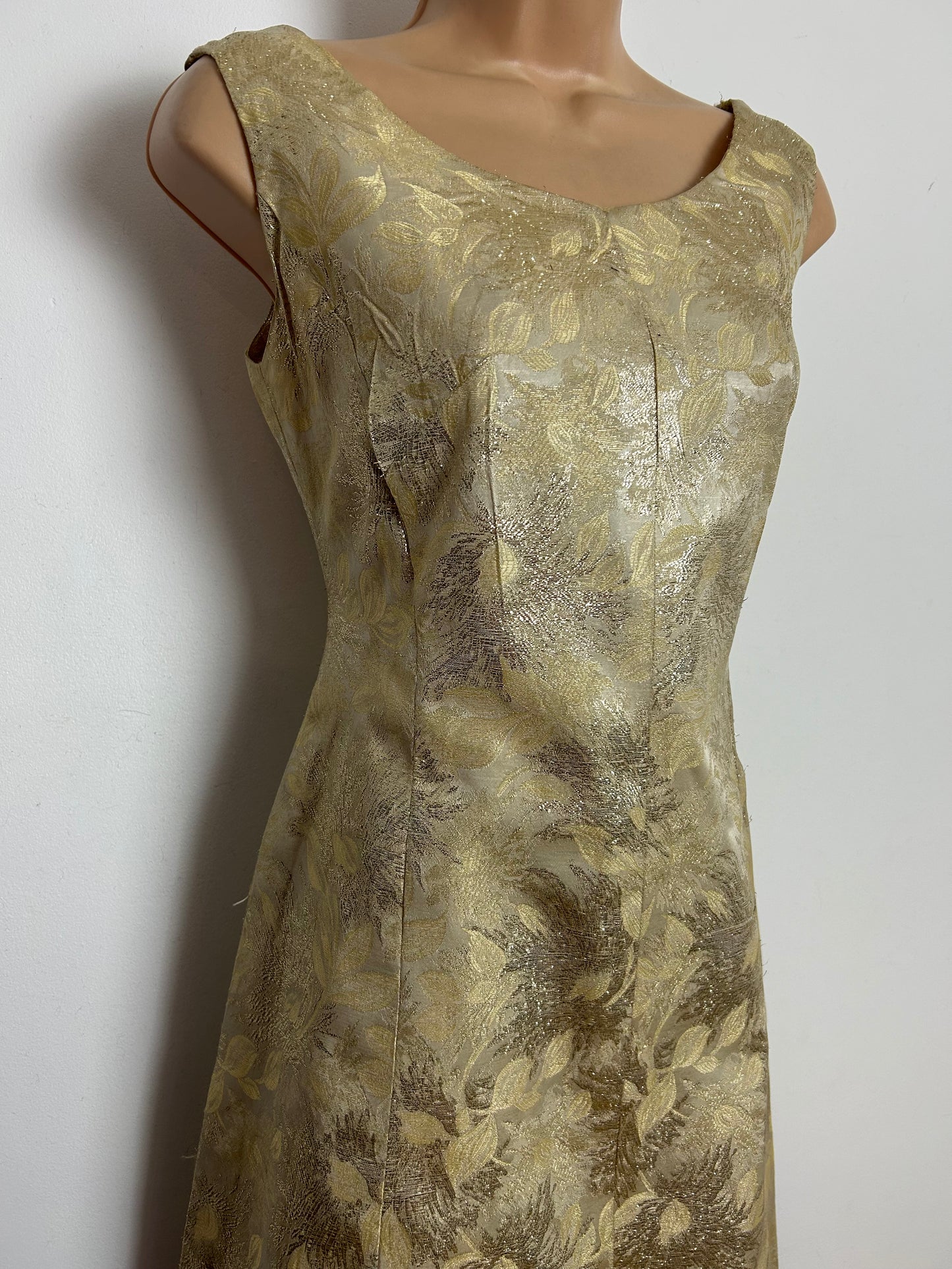 Vintage 1960s Size 10 Metallic Gold Brocade Christmas Occasion Party Maxi Dress