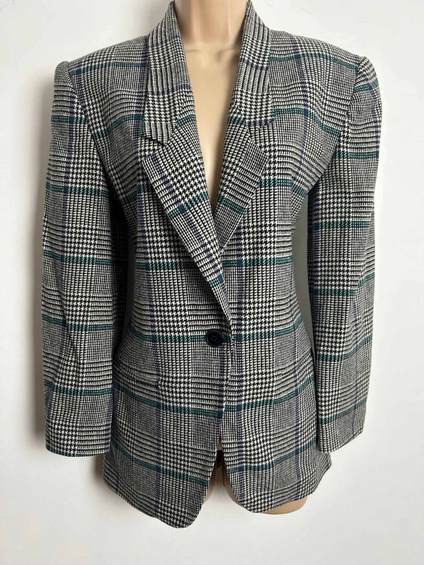 Vintage 1980s REQUIREMENTS Size 12 Black Grey & White Check Print Blazer With Velvet Collar