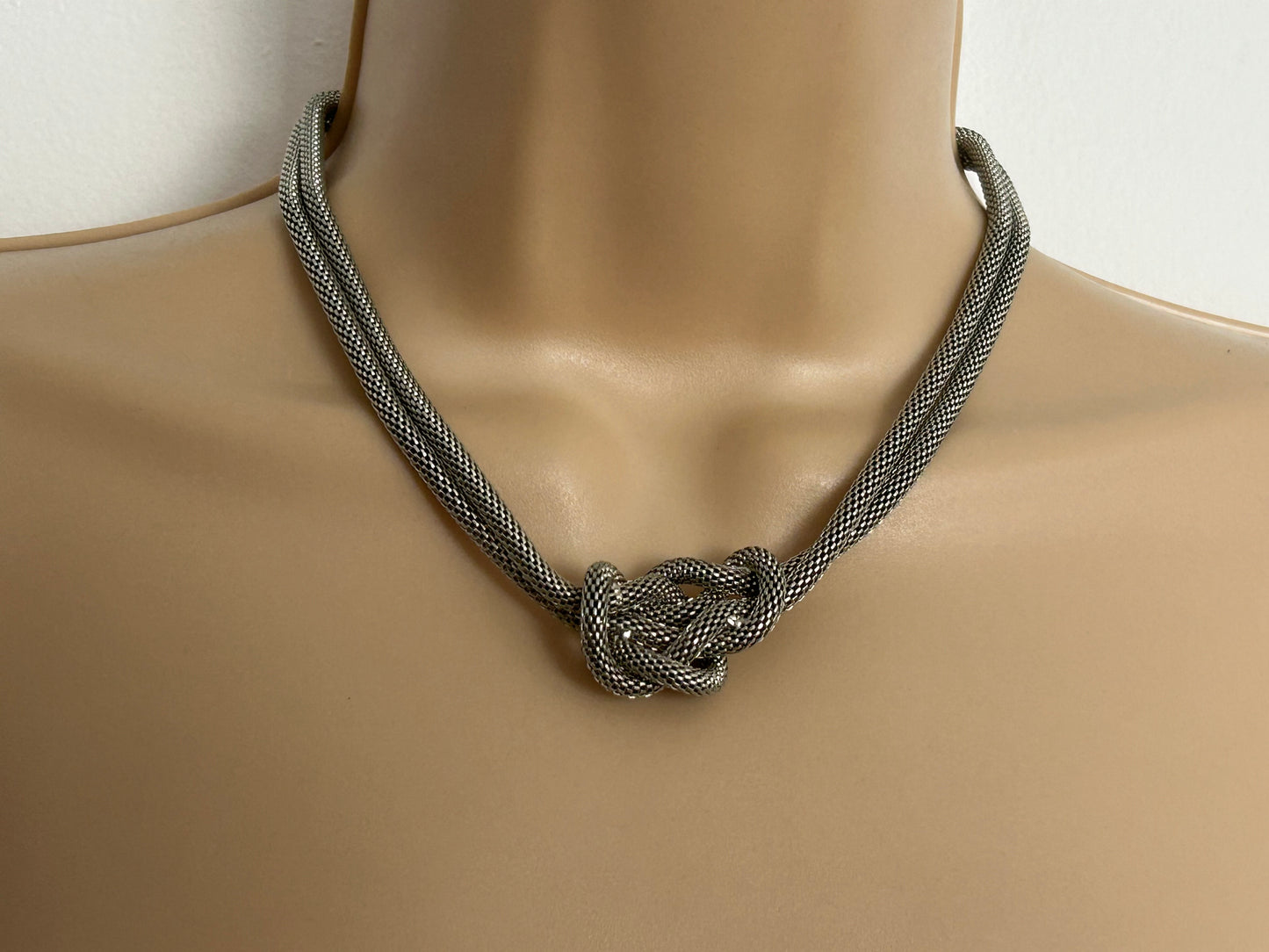 Vintage Silver Tone Mesh Metal Twist Knot Double Strand Necklace