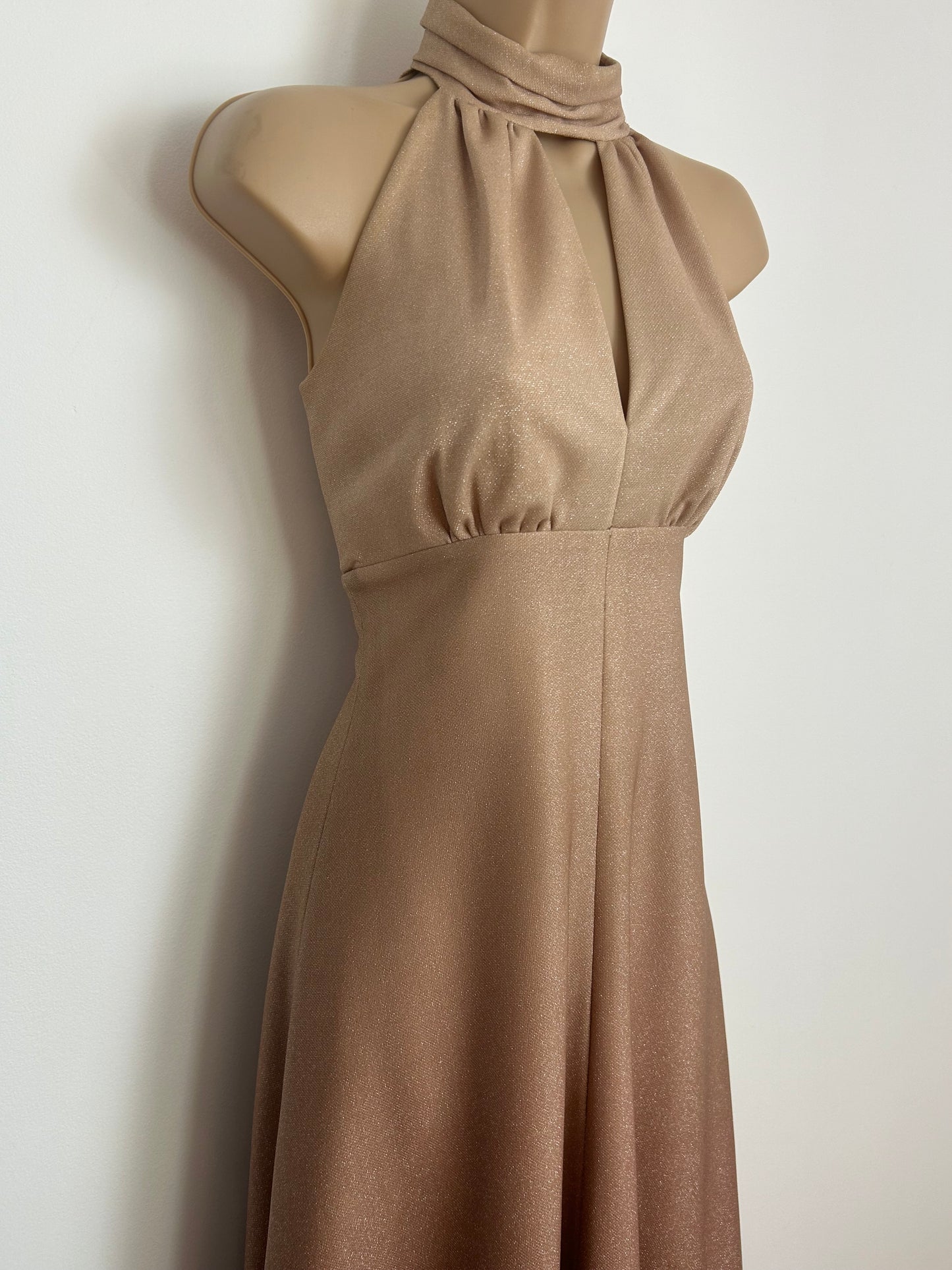 Vintage 1970s Size 6-8 Gold Ombre Sleeveless Keyhole Lurex Occasion Maxi Dress
