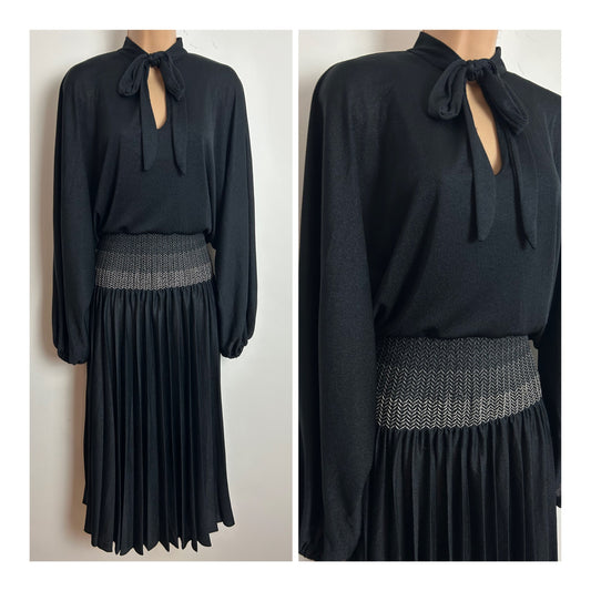 Vintage 1970s SHUBETTE Size 16 Black Neck Tie Bat Wing Sleeve Shirred Waist Pleated Midi Dress