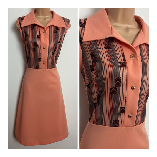 Vintage 1970s DEVONSHIRE LADY Size 8-10 Peach Vertical & Chevron Stripe Pint Sleeveless Mod Dress