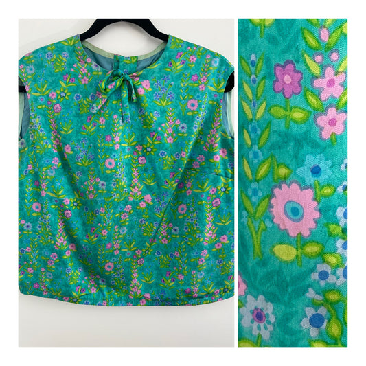Vintage 1960s Size 16 Turquoise Green & Pink Floral Print Button Back Sleeveless Satin Top