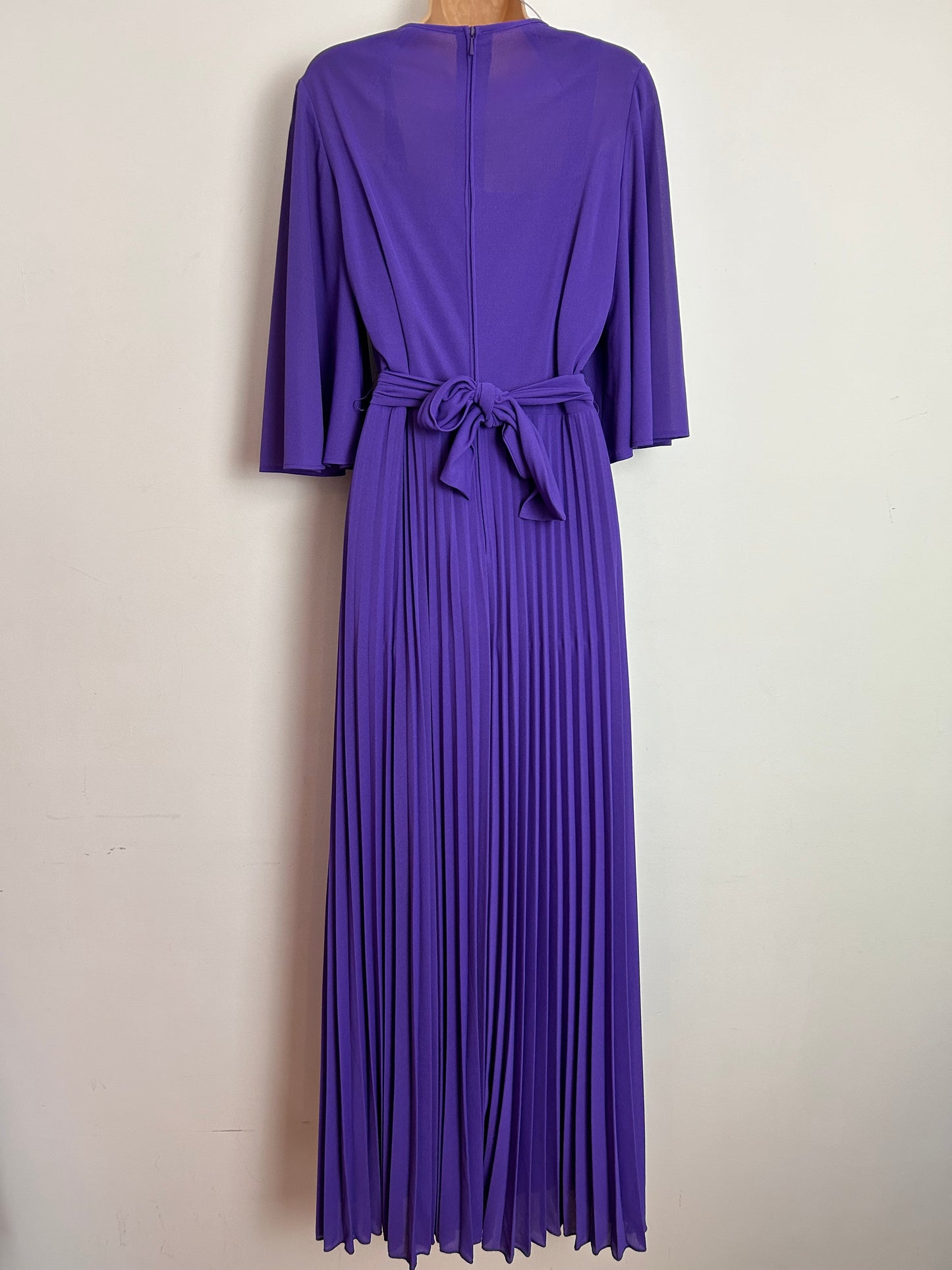 Late 1970s UK Size 14 Beautiful Purple Flared Sleeve Tie Back Pleated Occasion Evening Maxi Dress