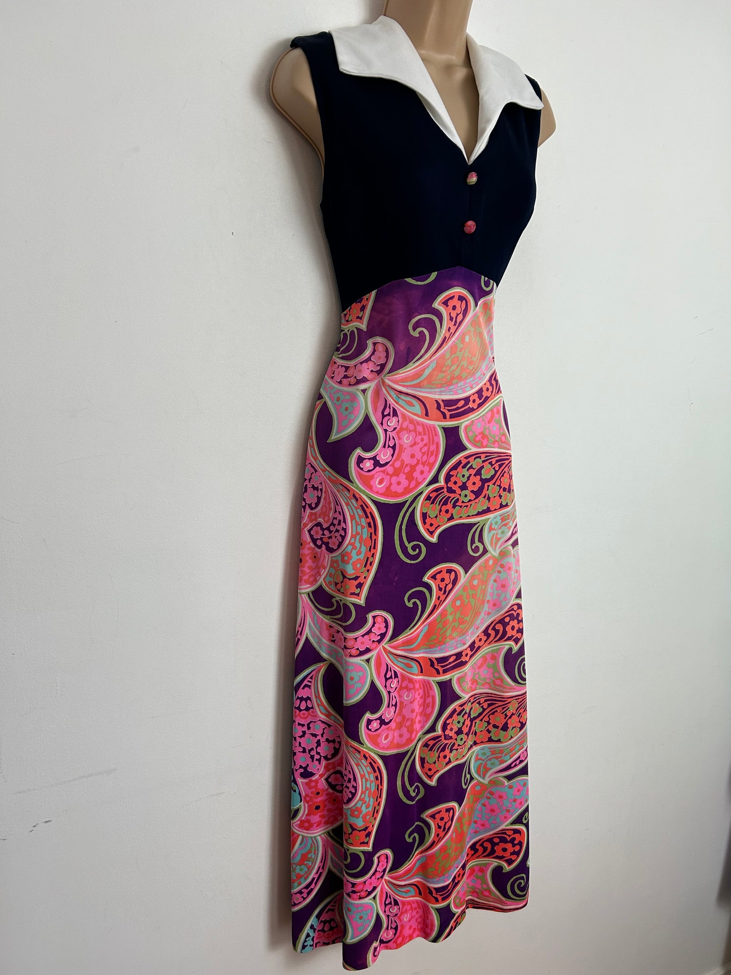 1970s UK Size 10 Navy Blue Purple Pink & Orange Psychedelic Floral Print Sleeveless Boho Maxi Dress