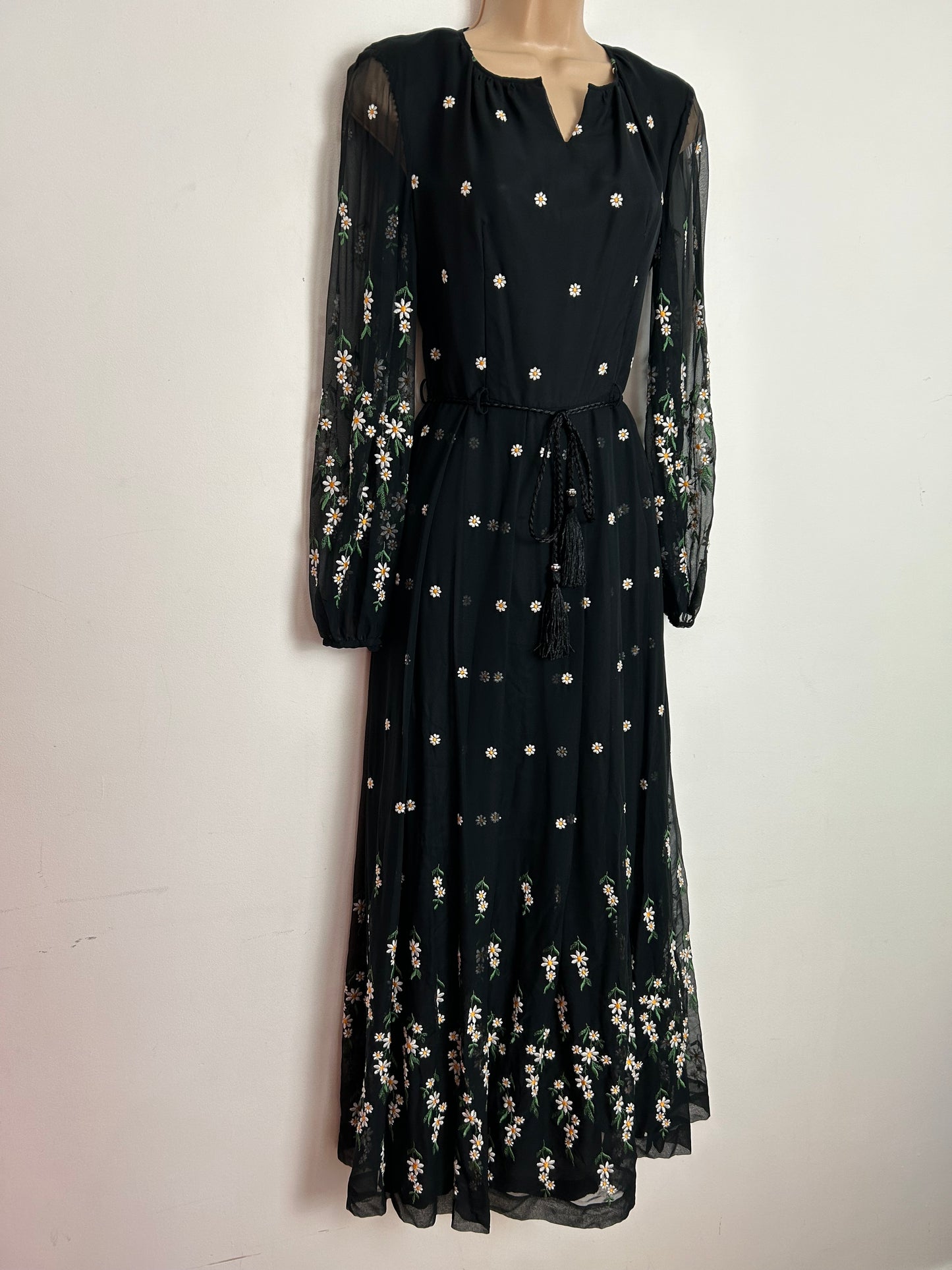 Early 1970s Siegelstoff Haute Couture UK Size 8 Beautiful Black Daisy Embroiedered Long Sleeve Belted Pleated Boho Maxi Dress