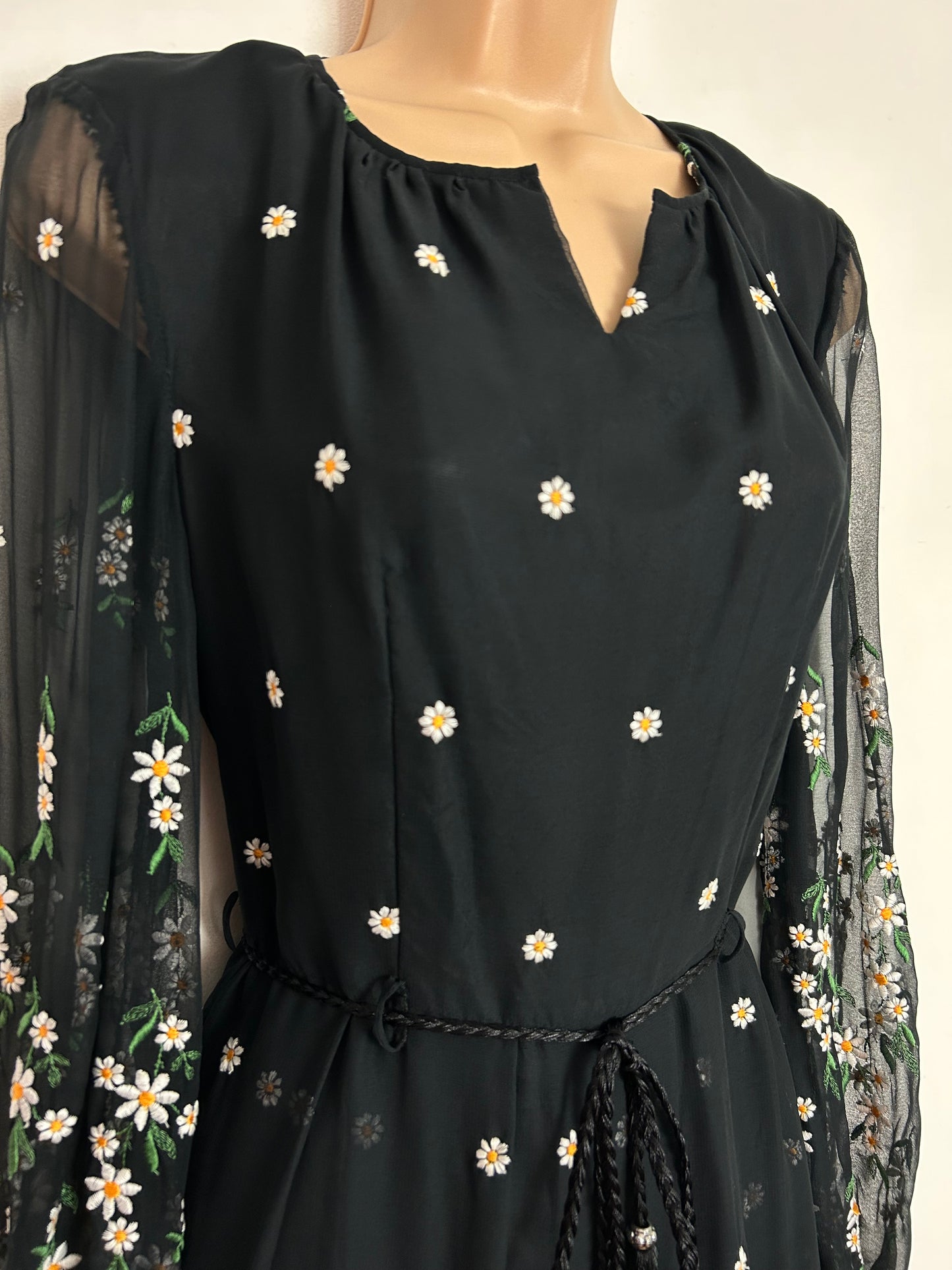 Early 1970s Siegelstoff Haute Couture UK Size 8 Beautiful Black Daisy Embroiedered Long Sleeve Belted Pleated Boho Maxi Dress