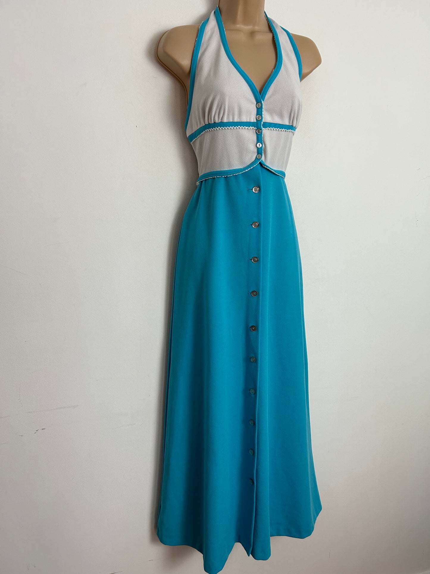 Vintage 1970s UK Size 6 Cute Turquoise & White Halterneck Crimplene Summer Boho Maxi Dress