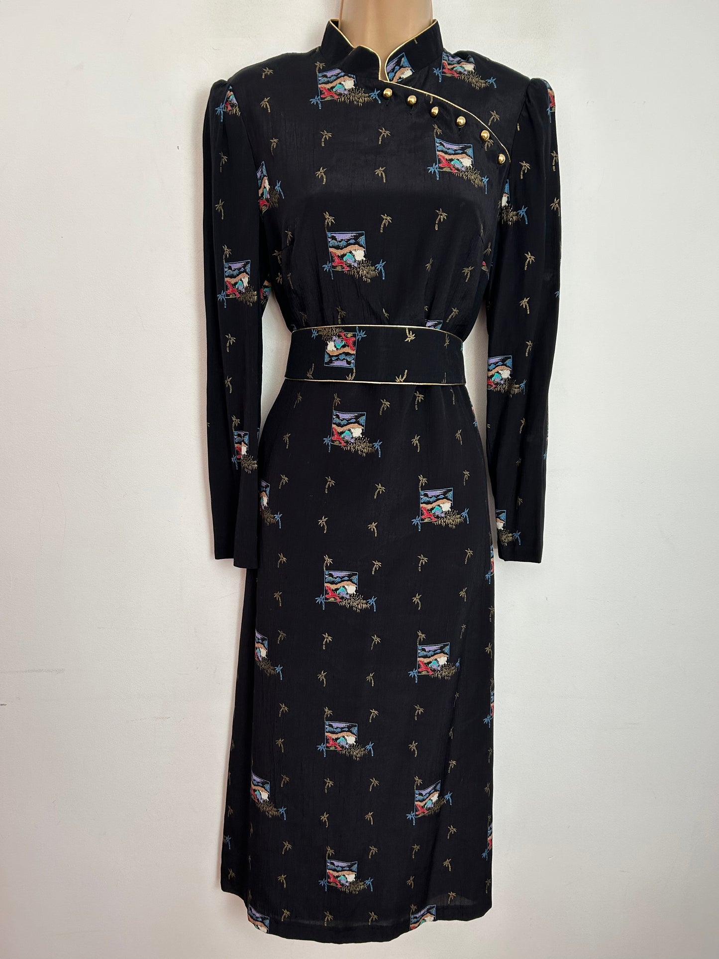 Vintage 1980s UK Size 8 Lovely Black & Gold Bamboo & Mountain Scene Print Long Sleeve Belted Day Dress by Mode Akutell