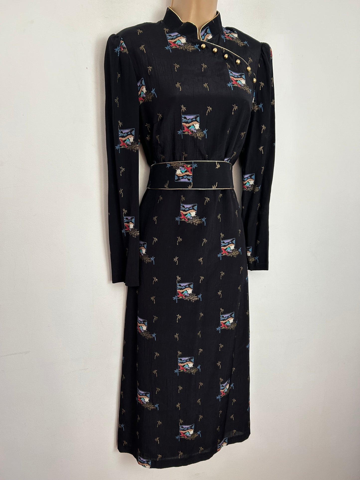 Vintage 1980s UK Size 8 Lovely Black & Gold Bamboo & Mountain Scene Print Long Sleeve Belted Day Dress by Mode Akutell