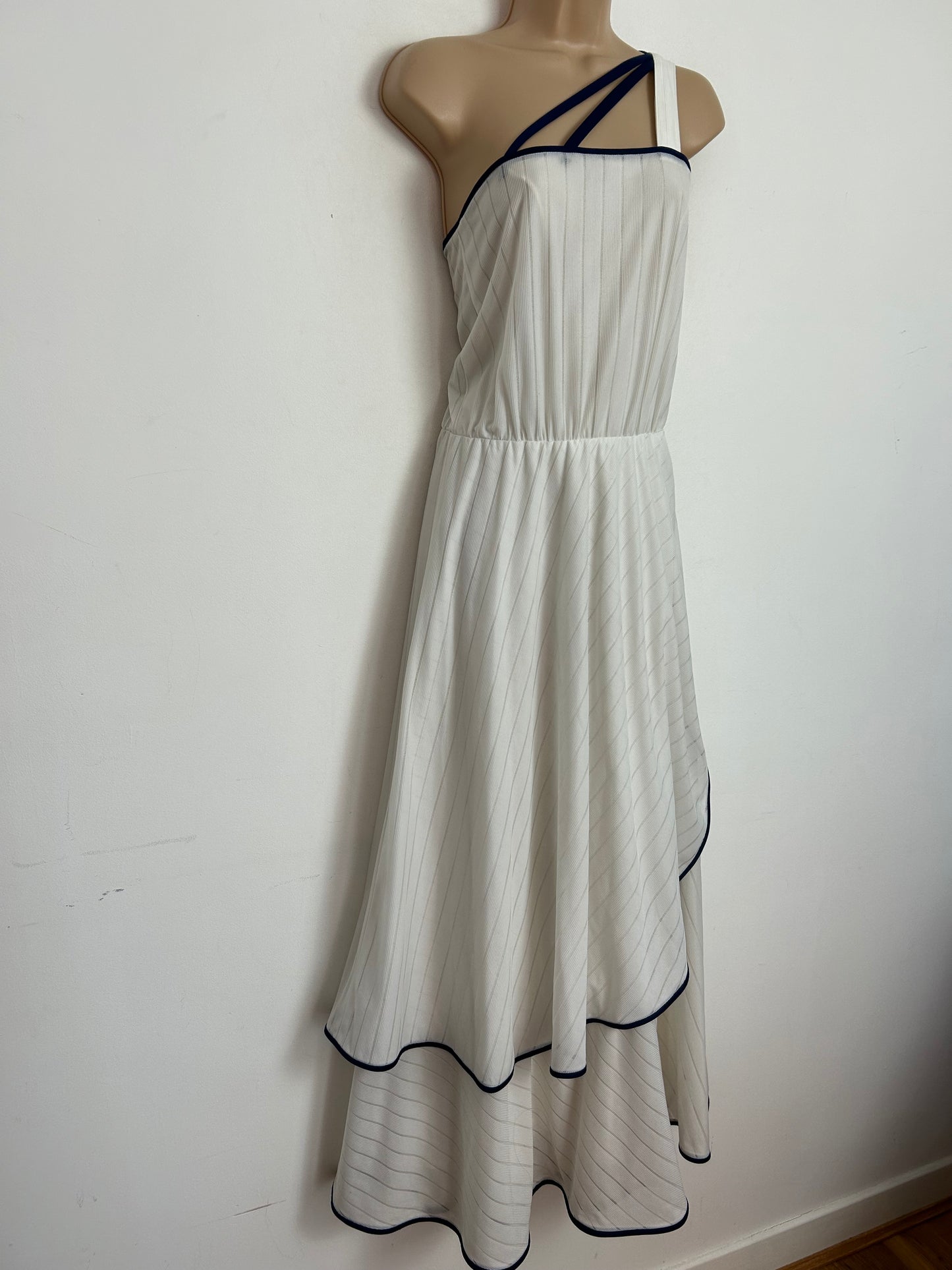 Vintage 1970s UK Size 8 Cute White Triple Shoulder Strap Summer Boho Maxi Dress