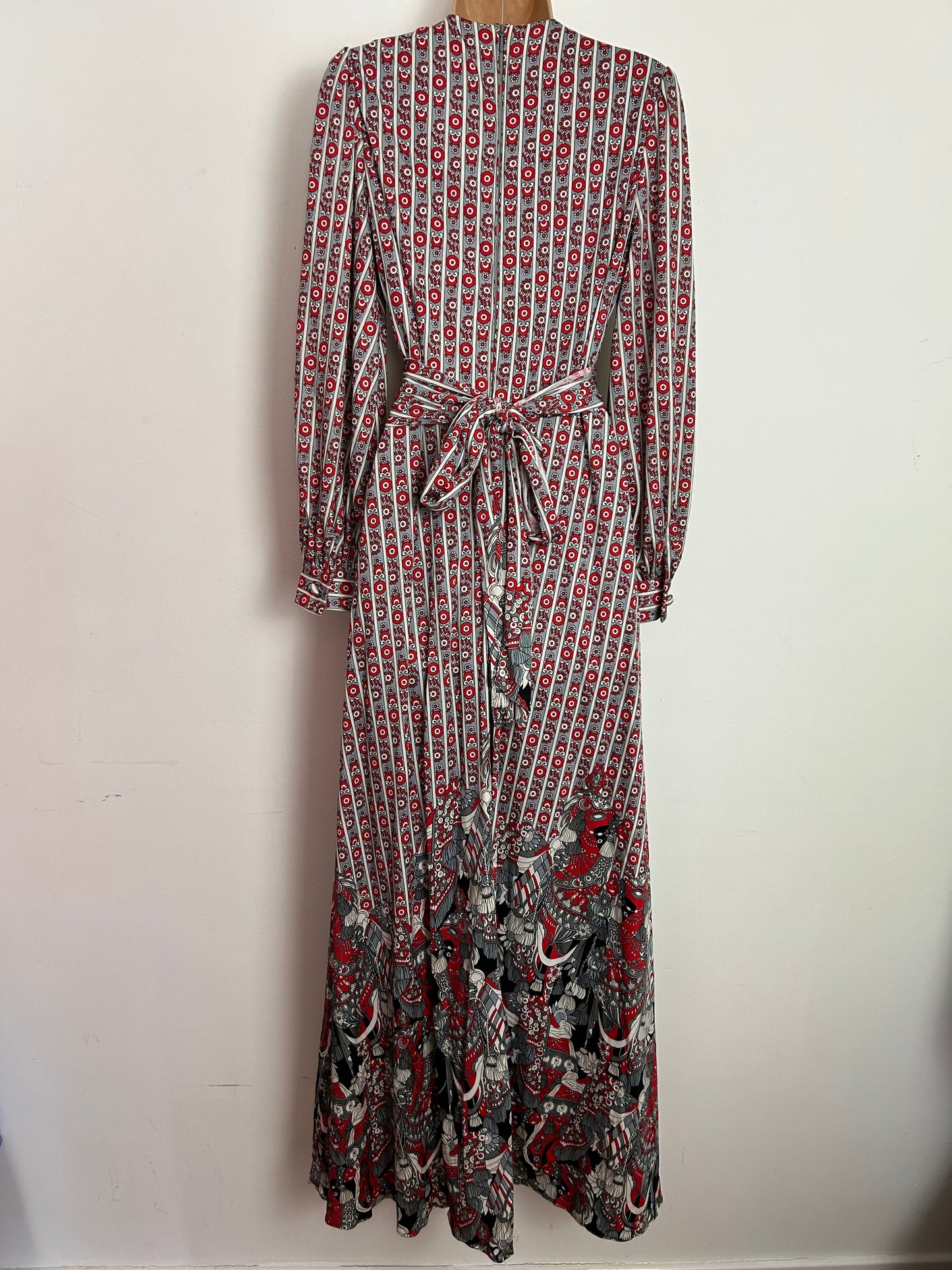 Vintage 1970s UK Size 12 VERA MONT PARIS Grey Red & White Floral & Tassel Print Long Sleeve Tie Back Maxi Dress