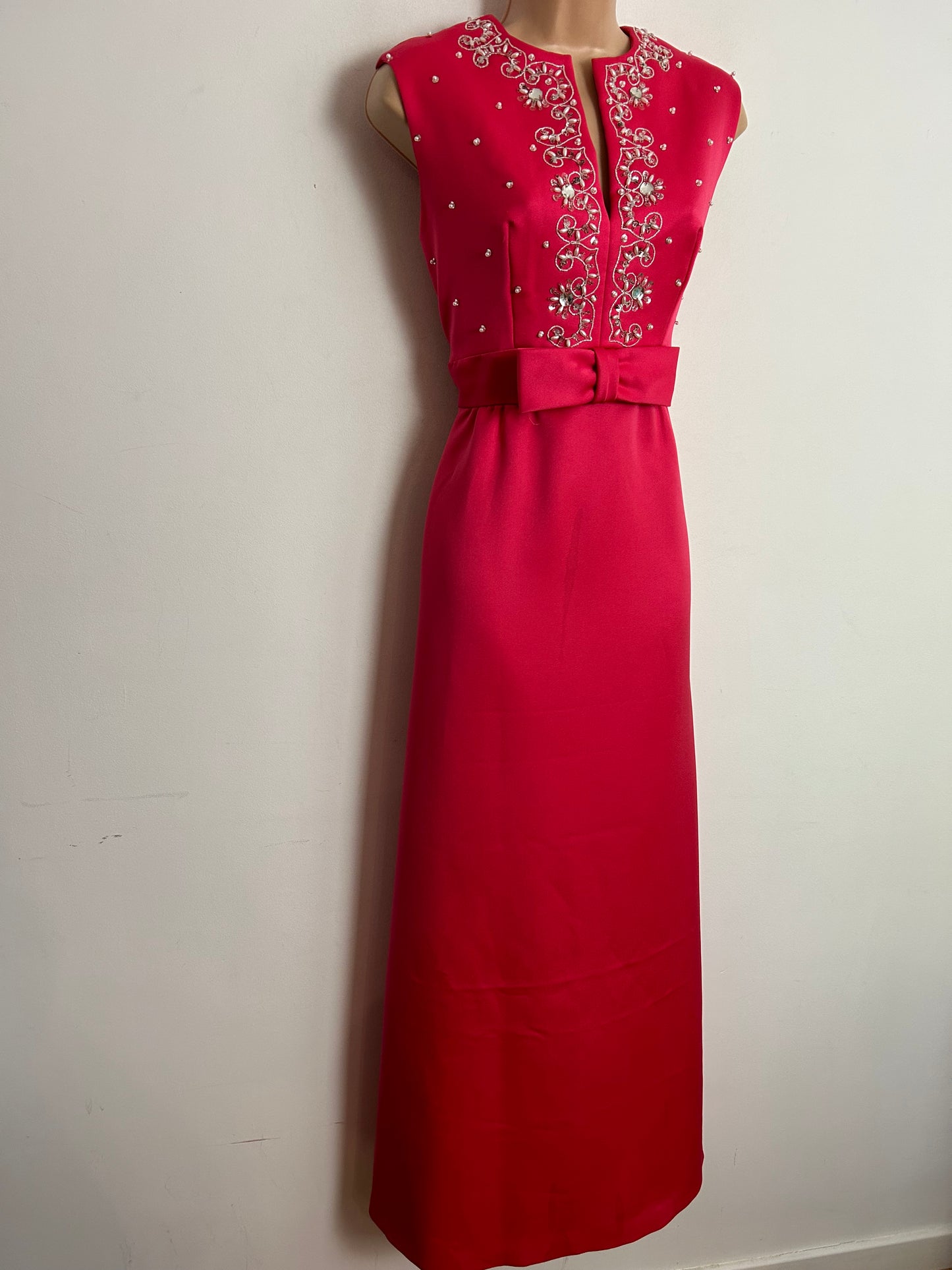 Vintage 1960s UK Size 10 Beautiful Hot Pink Satin Acetate Embellished Bow Detail Special Occasion Gown/Dress