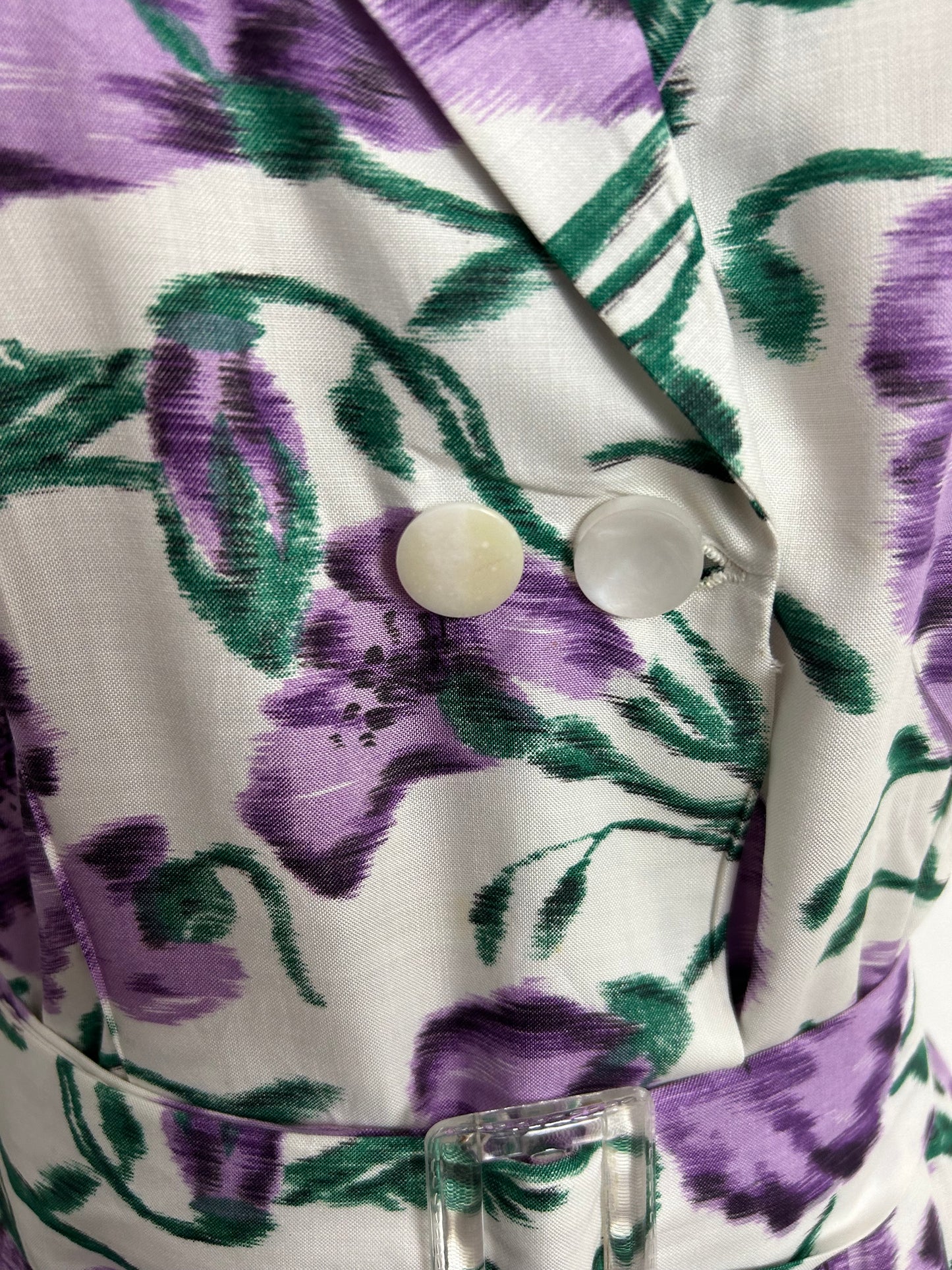 Vintage 1950s Approx UK Size 12 Pretty White Purple & Green Floral Print Short Sleeve Belted Pleated Dress