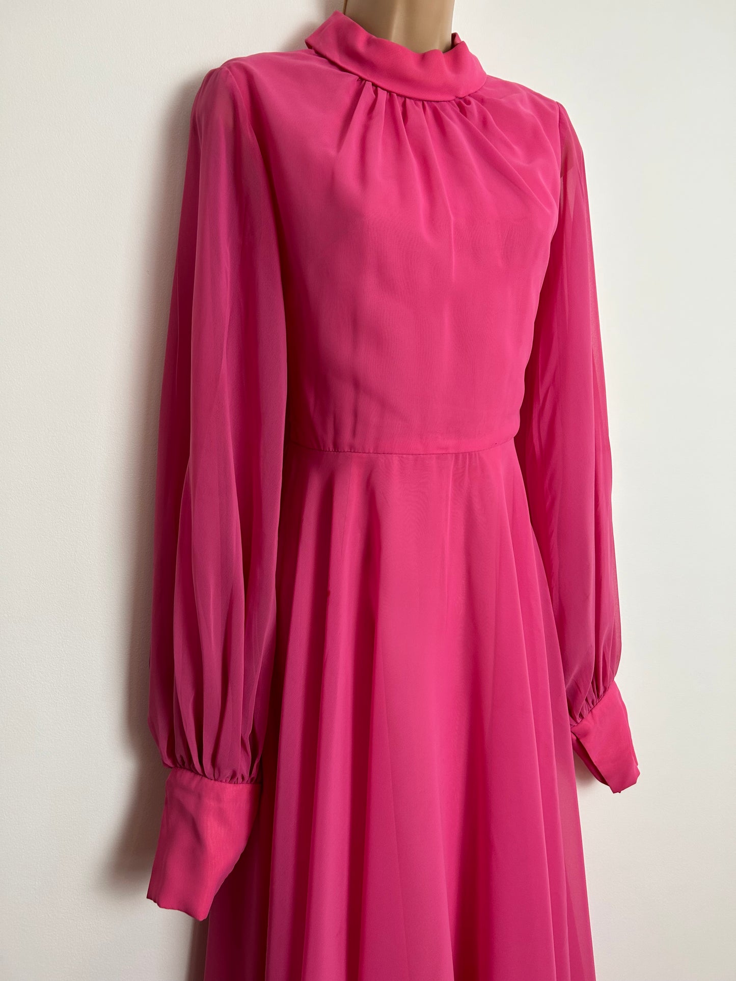 Vintage 1970s ALEXANDER CLARE UK Size 6-8 Candy Pink Chiffon Long Sleeve Occasion Maxi Dress