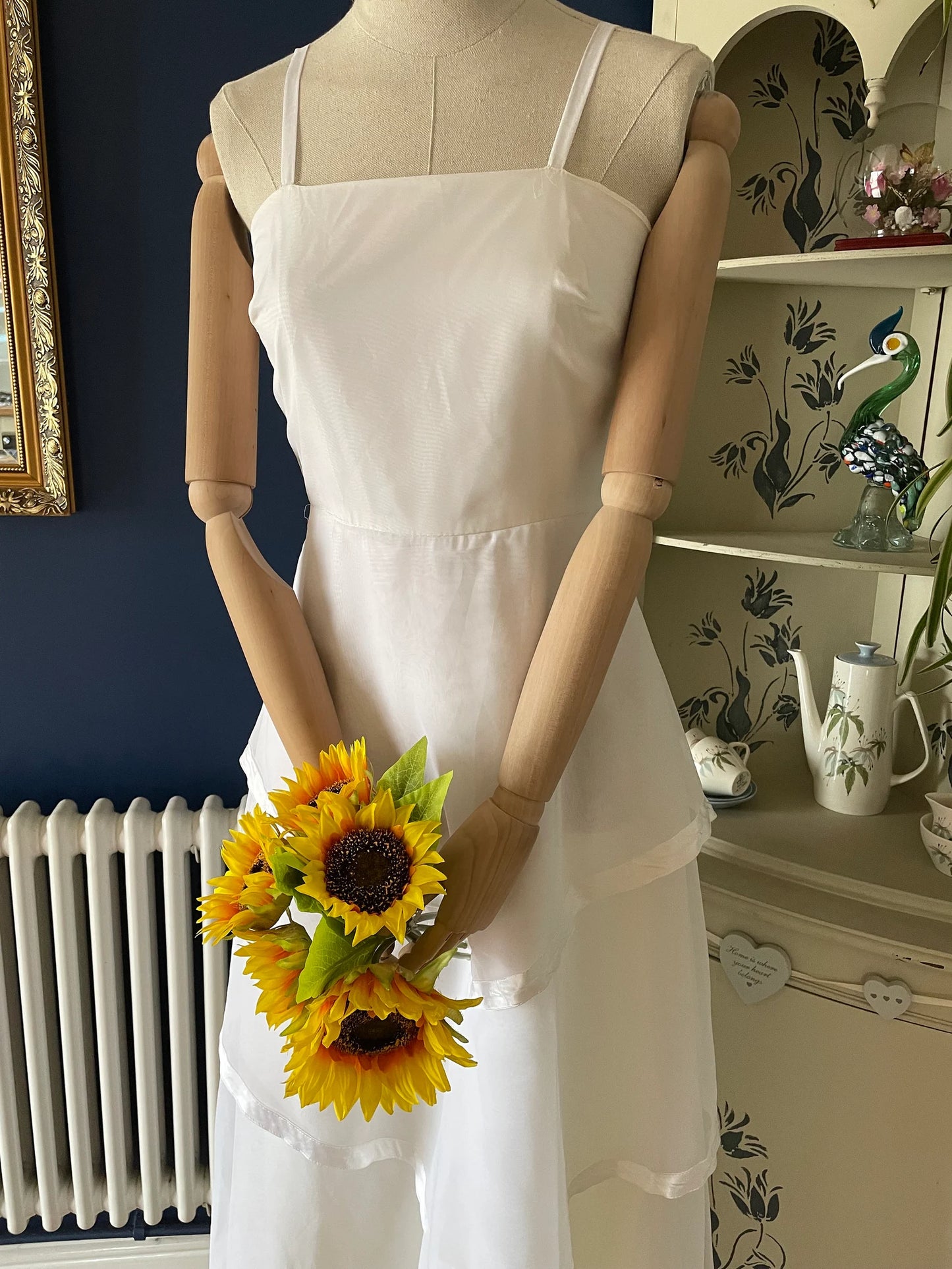 Vintage 1970s Size 6 VERA MONT PARIIS Pretty White Chiffon Layered Strappy Boho Prairie Wedding Maxi Dress