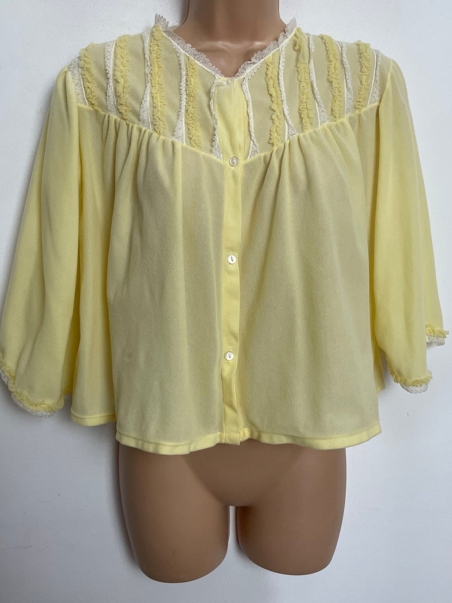 Vintage 1960s UK Size 12-14 Pretty Lemon Bri-Nylon Lace & Ruffle Trim Detail Bed Jacket By Brettles