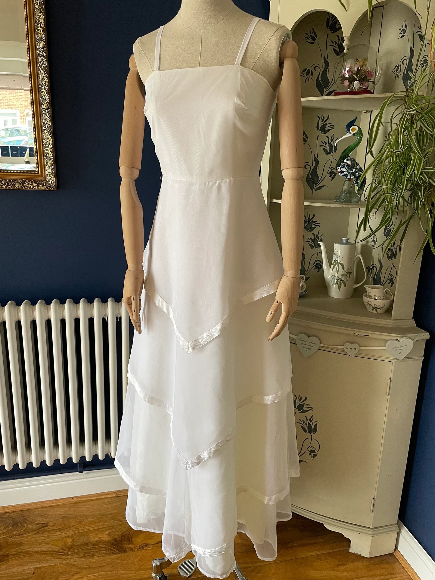 Vintage 1970s Size 6 VERA MONT PARIIS Pretty White Chiffon Layered Strappy Boho Prairie Wedding Maxi Dress