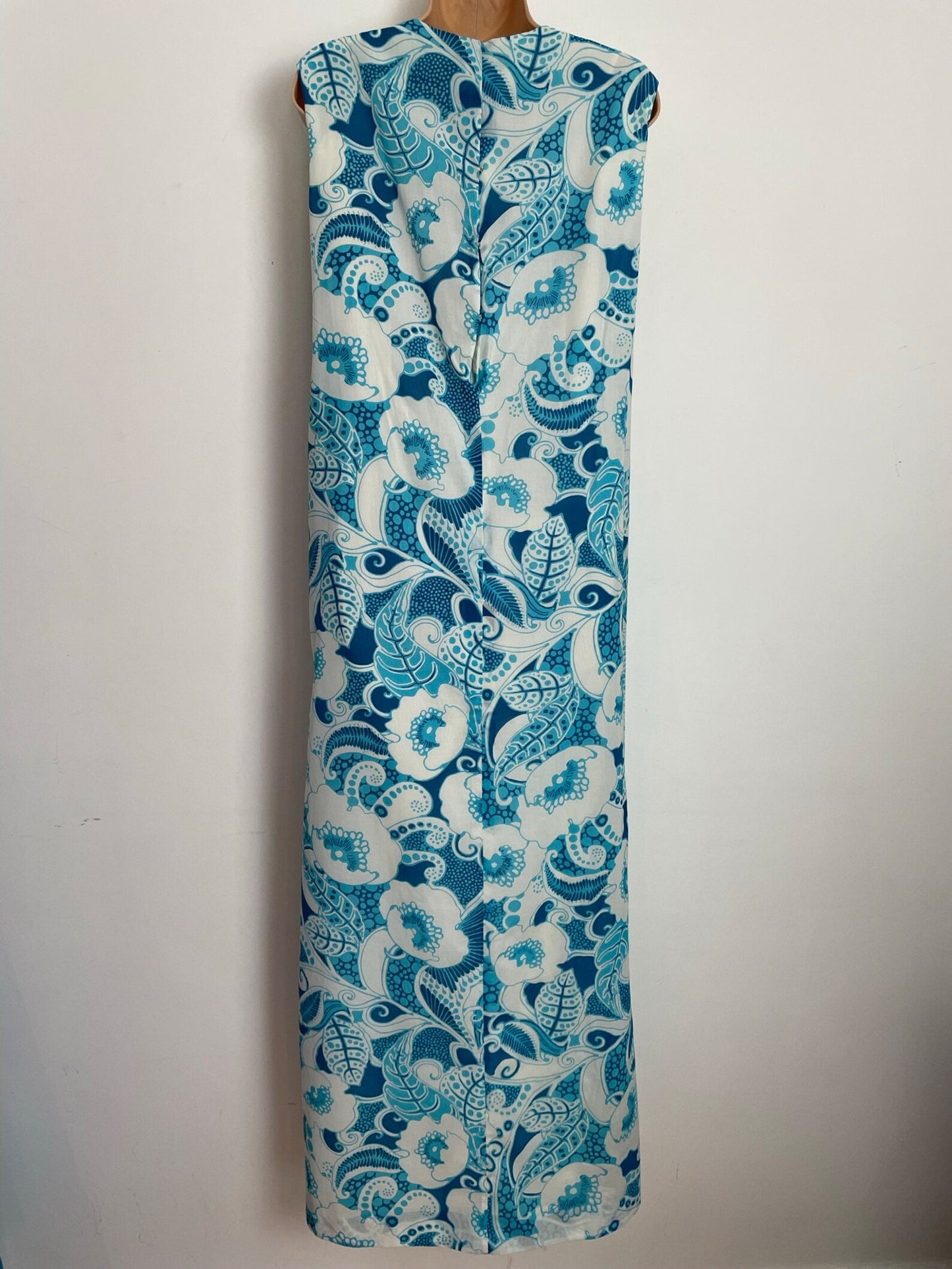 Vintage 1960s ULTRA RARE Couturier John Cavanagh Ready To Wear UK Size 16 White & Blue Floral Print Summer Boho Maxi Dress