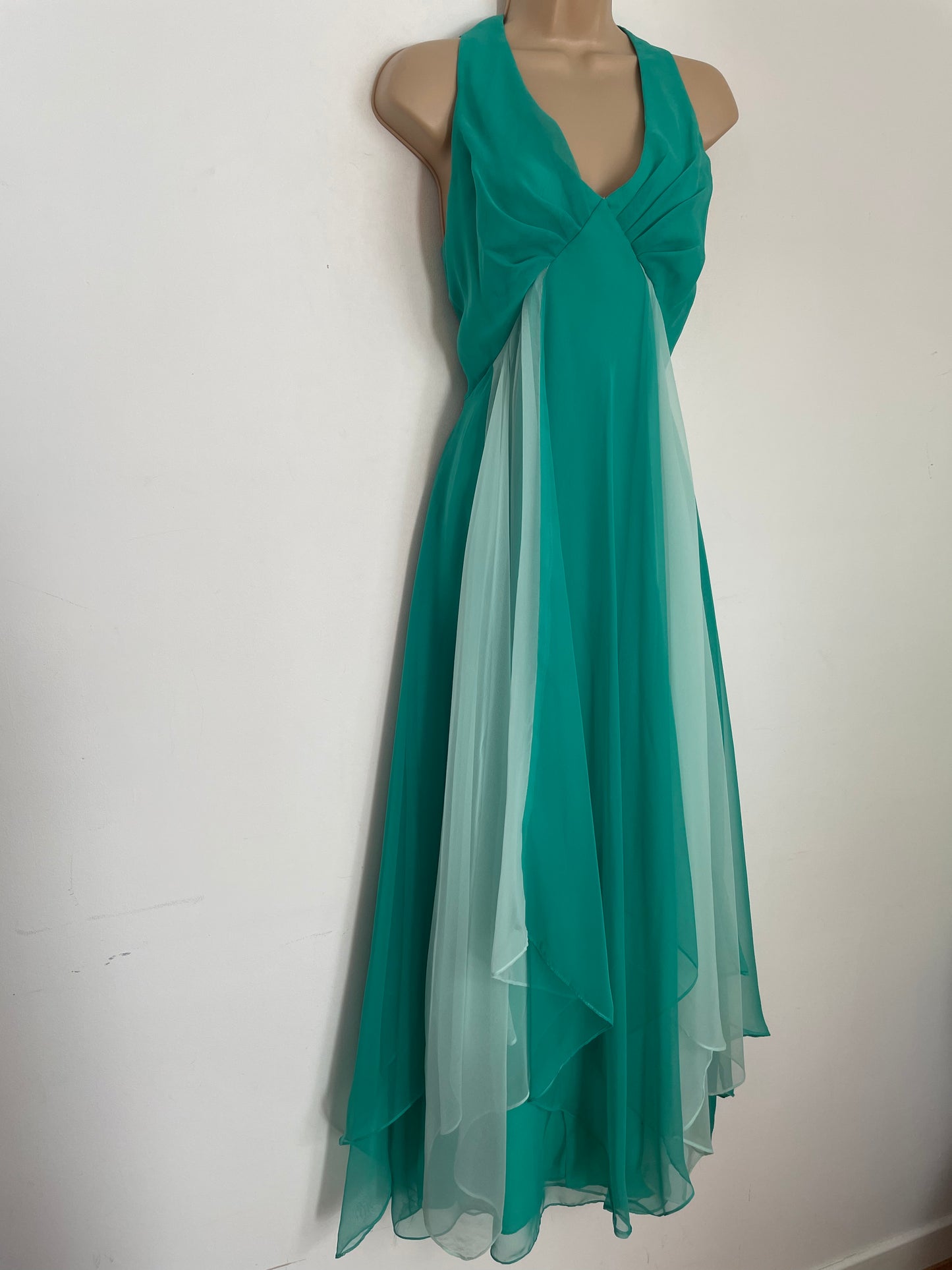 Vintage 1960s UK Size 8 Beautiful Jade Green Chiffon Panelled Layered Special Occasion Evening Maxi Dress With Detachable Cape By Jack Bryan