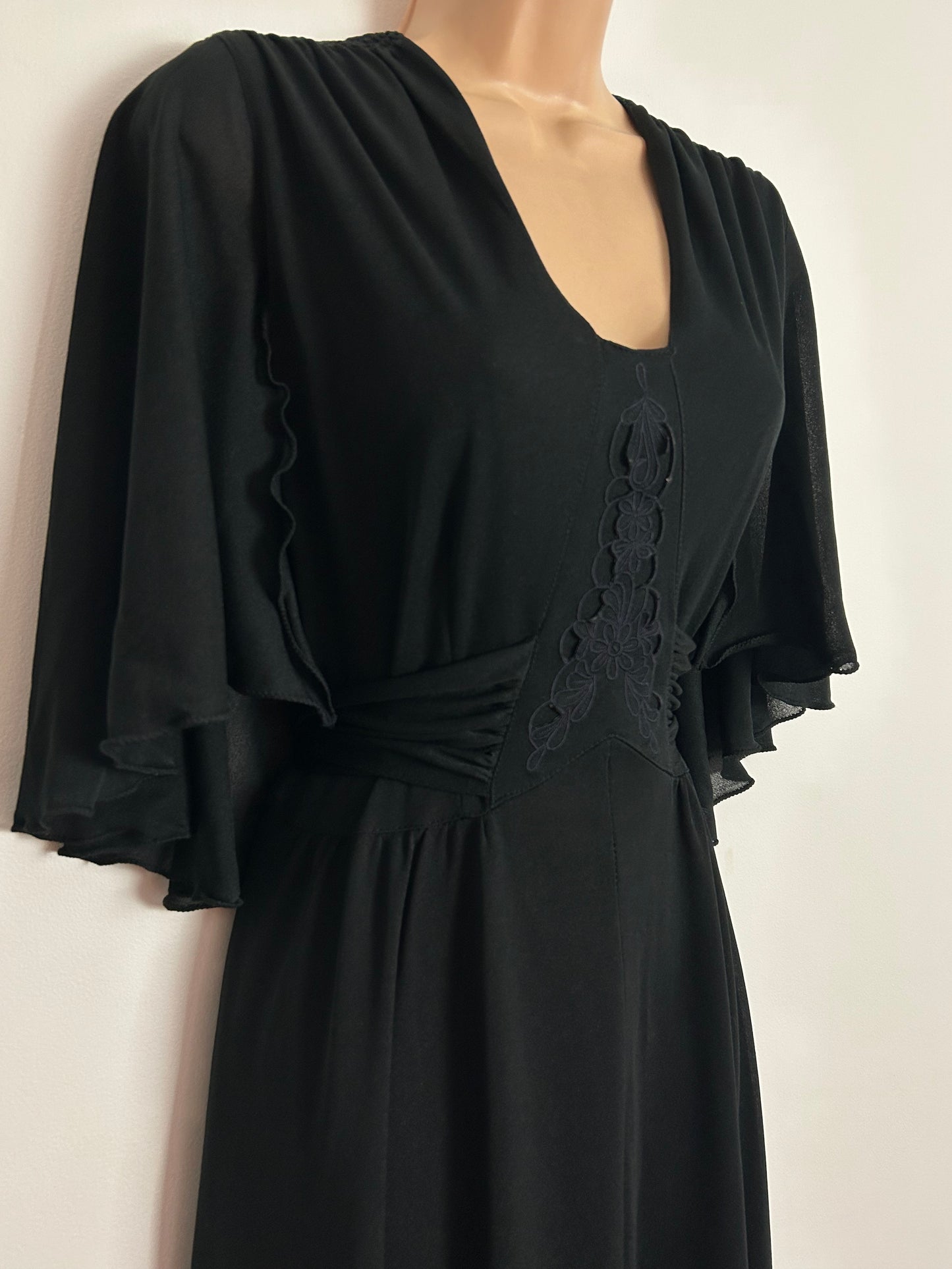 Vintage 1970s UK Size 12 Black Cape Sleeve Cut Out Applique Detail Tie Back Boho Maxi Dress