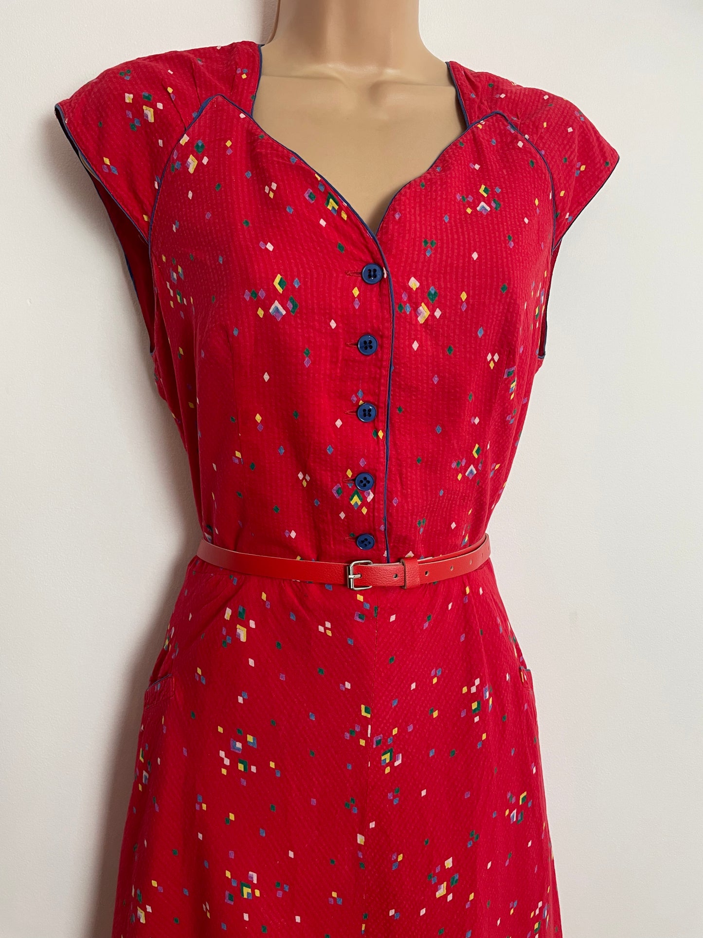 Vintage Early 1980s BETTY BARCLAY UK Size 12 Red Diamond Print Cotton Belted Cap Sleeve Day Dress