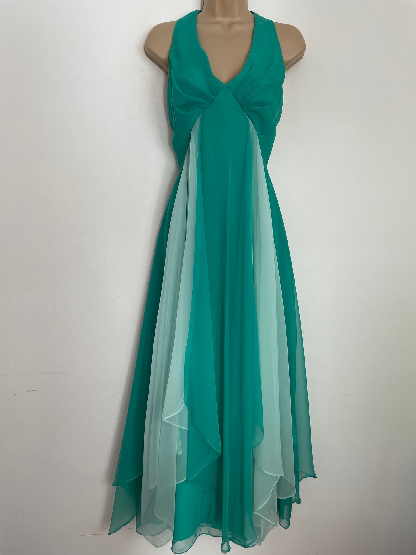 Vintage 1960s UK Size 8 Beautiful Jade Green Chiffon Panelled Layered Special Occasion Evening Maxi Dress With Detachable Cape By Jack Bryan