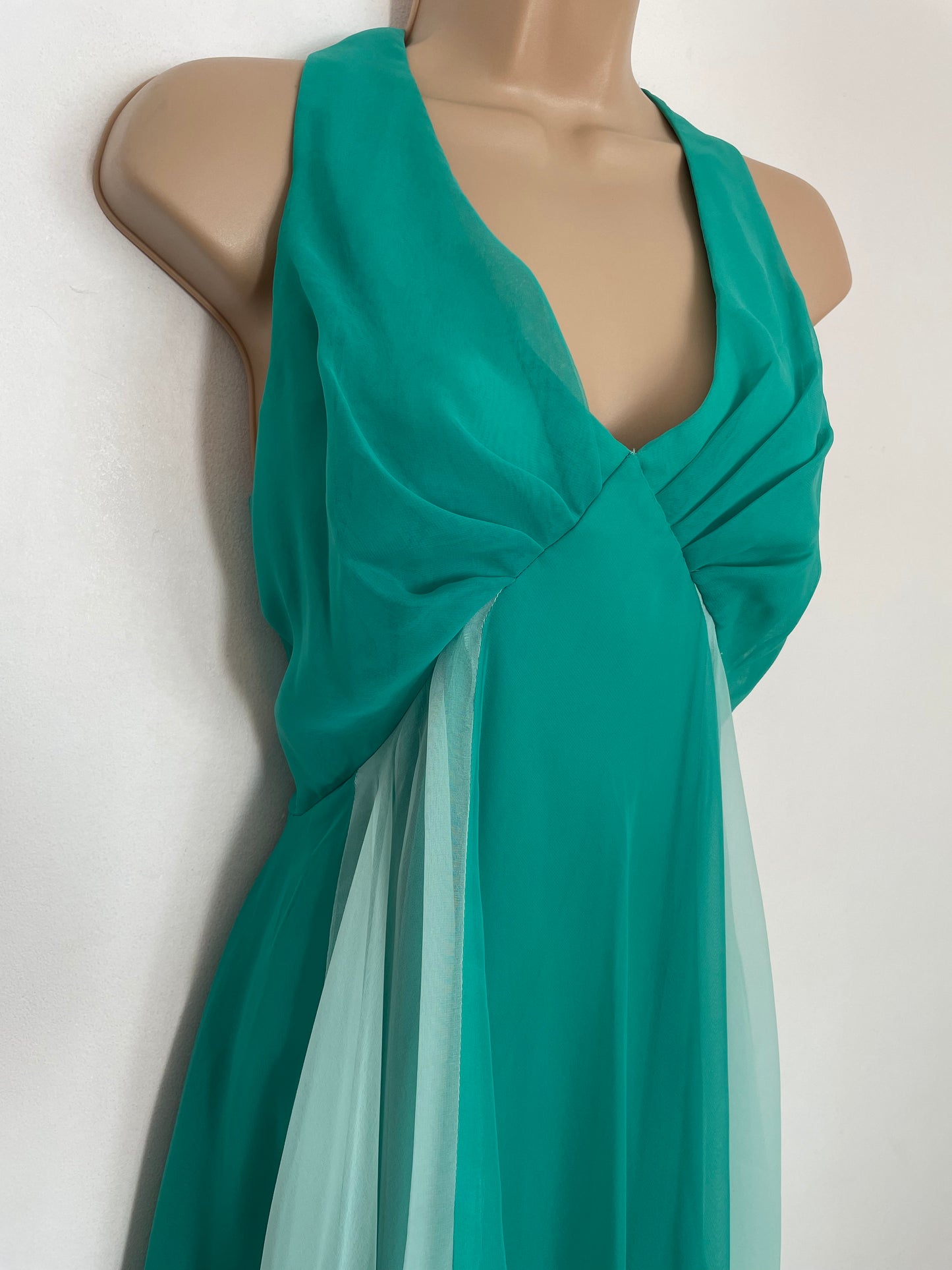 Vintage 1960s UK Size 8 Beautiful Jade Green Chiffon Panelled Layered Special Occasion Evening Maxi Dress With Detachable Cape By Jack Bryan