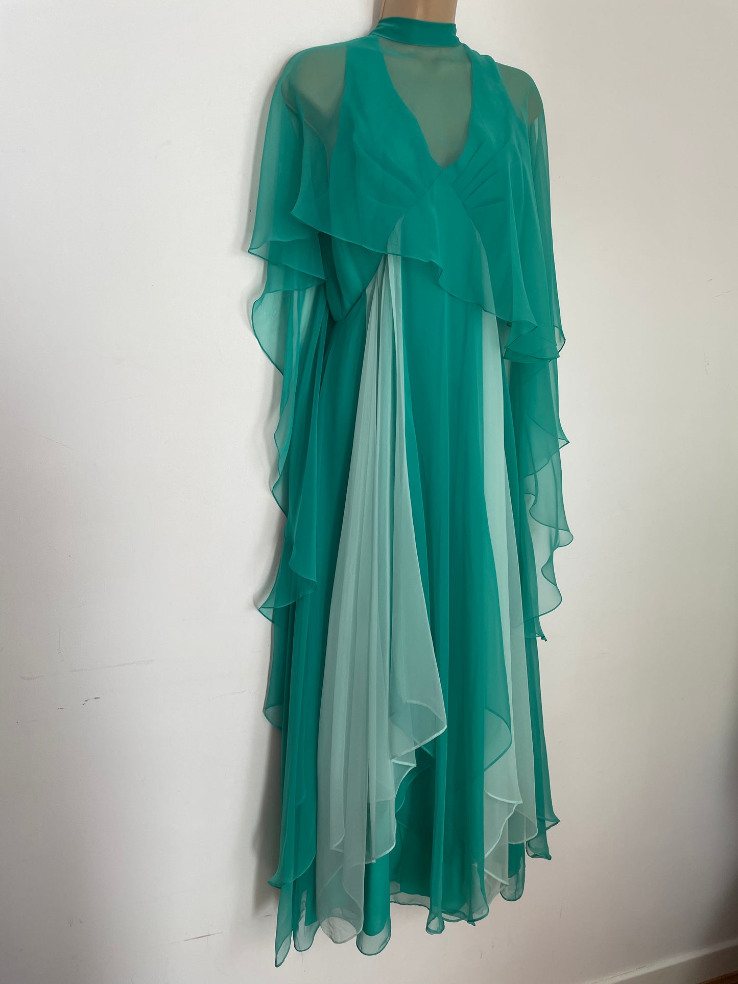 Vintage 1960s UK Size 8 Beautiful Jade Green Chiffon Panelled Layered Special Occasion Evening Maxi Dress With Detachable Cape By Jack Bryan