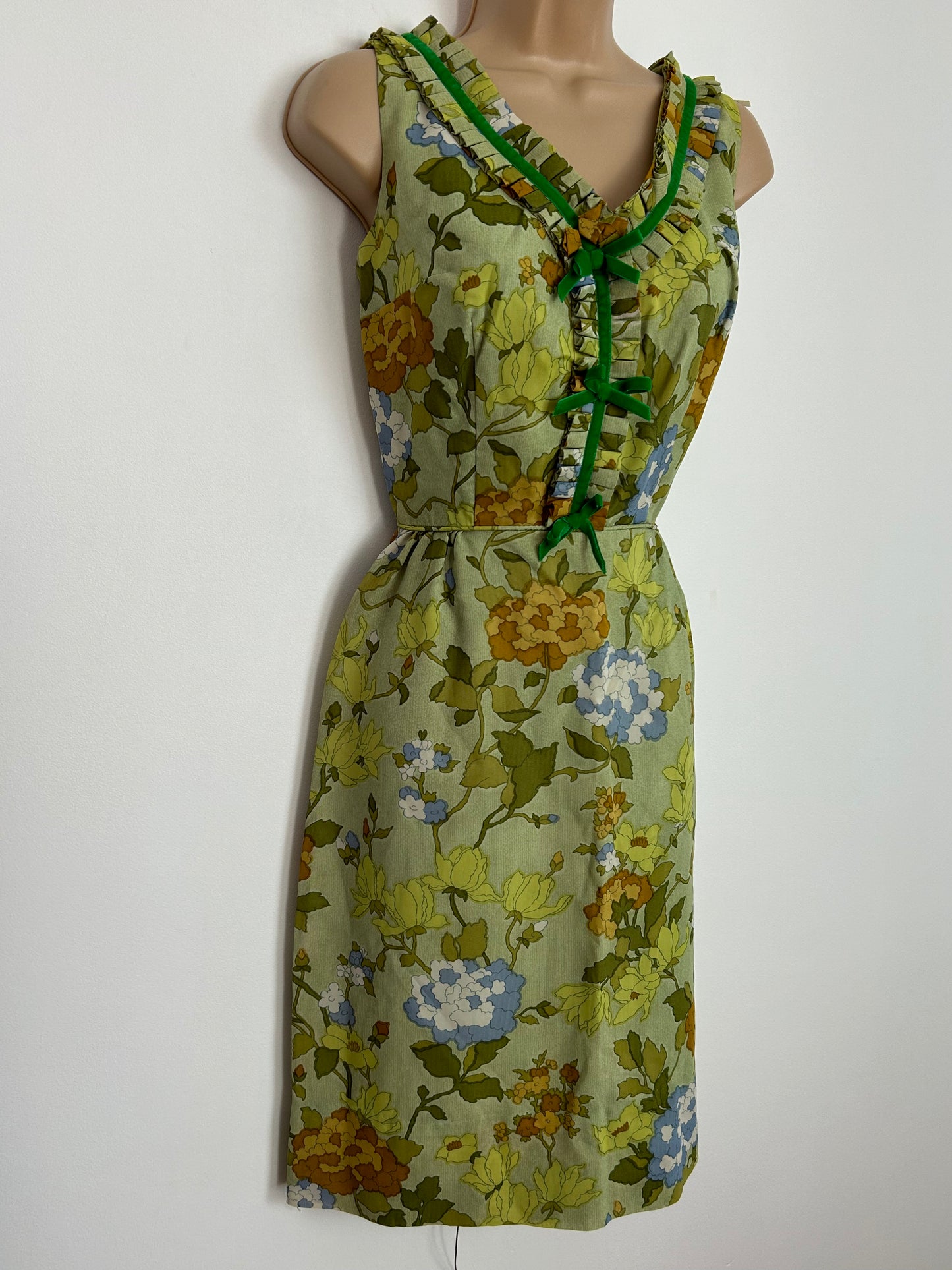 Vintage Early 1960s BLANES LONDON UK Size 8 Pretty Green Tones Floral Print Ruffle & Velvet Trim Summer Occasion Dress