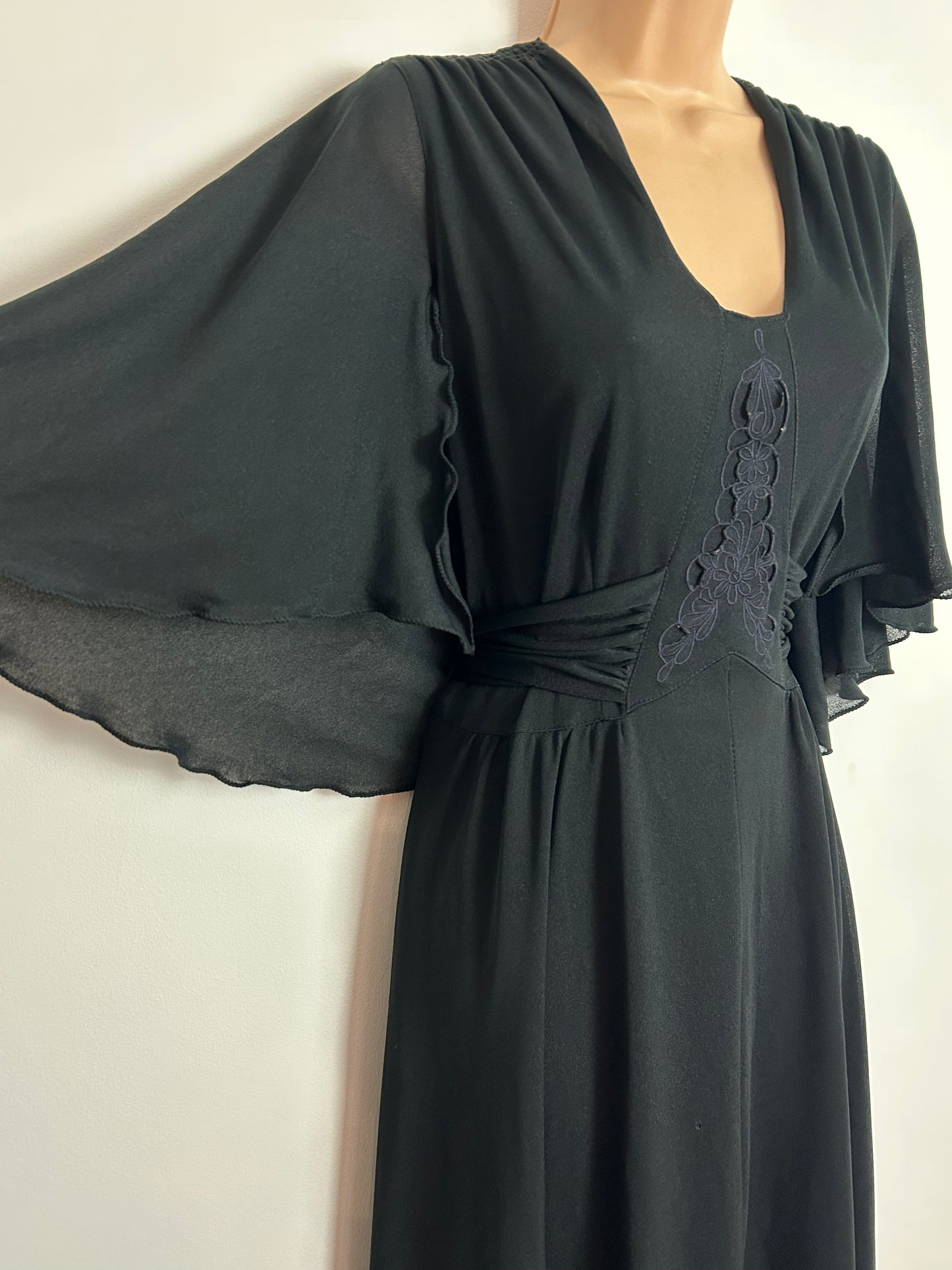 Vintage 1970s UK Size 12 Black Cape Sleeve Cut Out Applique Detail Tie Back Boho Maxi Dress