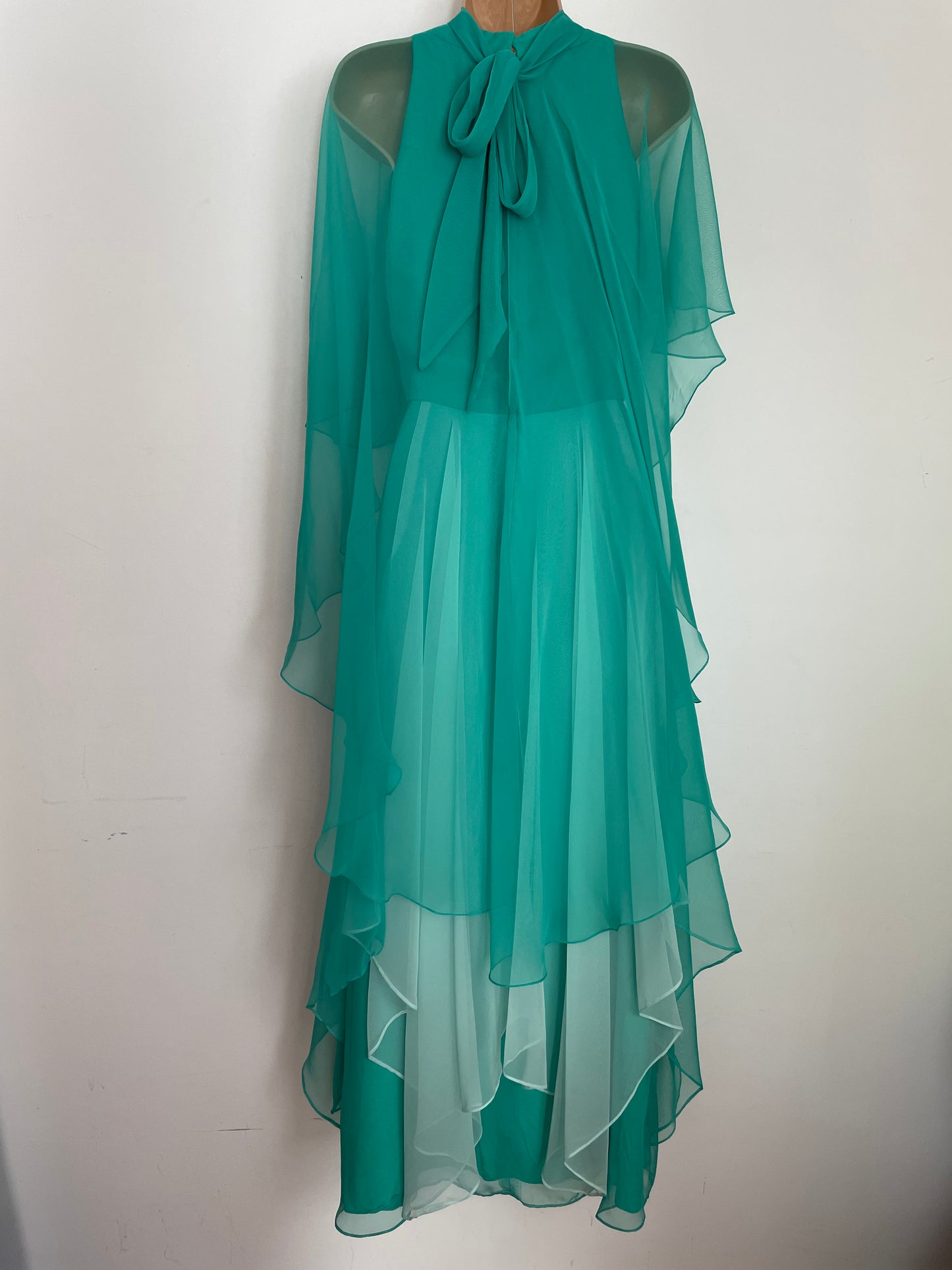 Vintage 1960s UK Size 8 Beautiful Jade Green Chiffon Panelled Layered Special Occasion Evening Maxi Dress With Detachable Cape By Jack Bryan