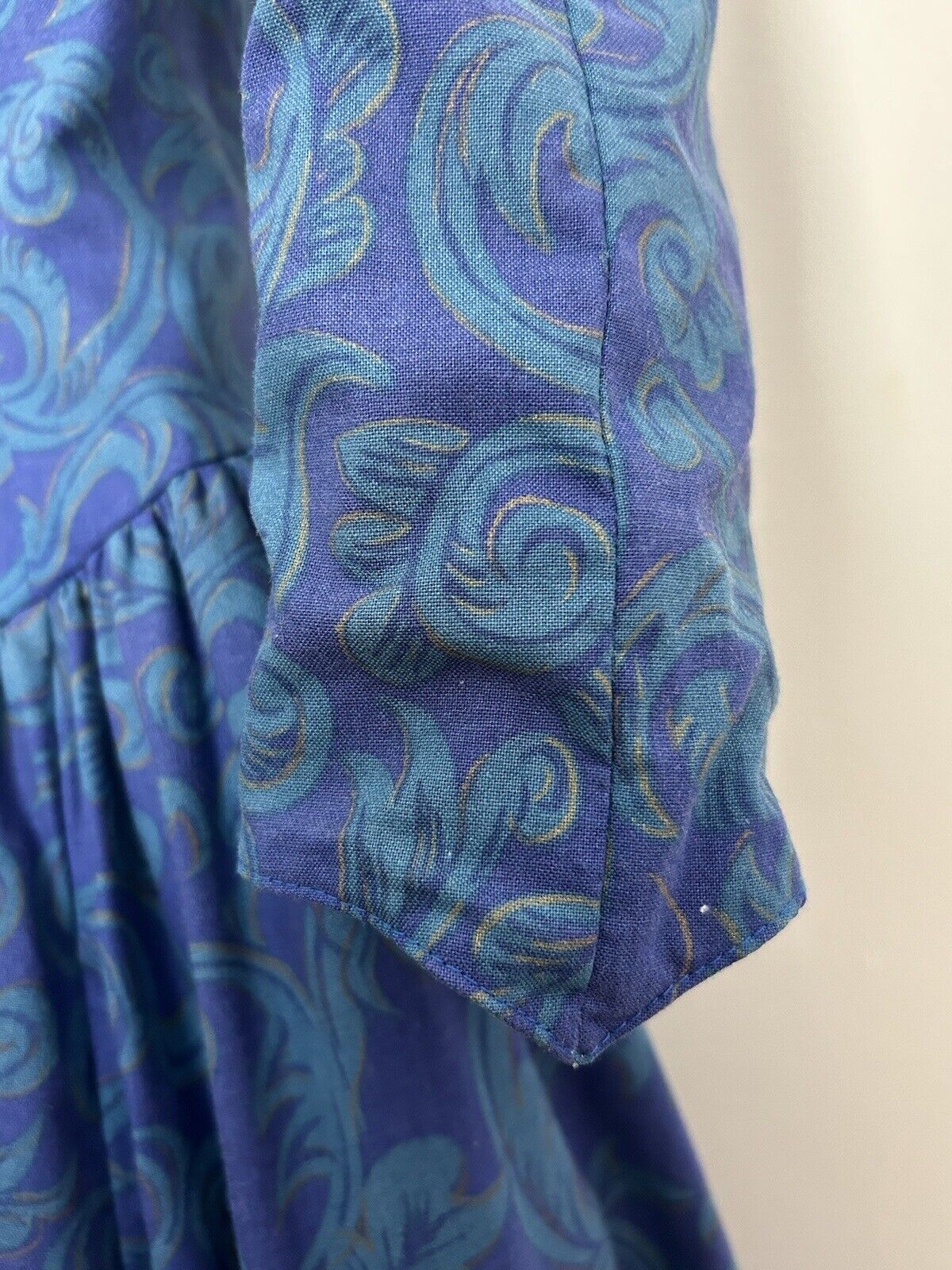 Vintage 1980s LAURA ASHLEY Size 6 Blue & Teal Nouvea Leaf Print Long Sleeve Pleated Ballgown Dress